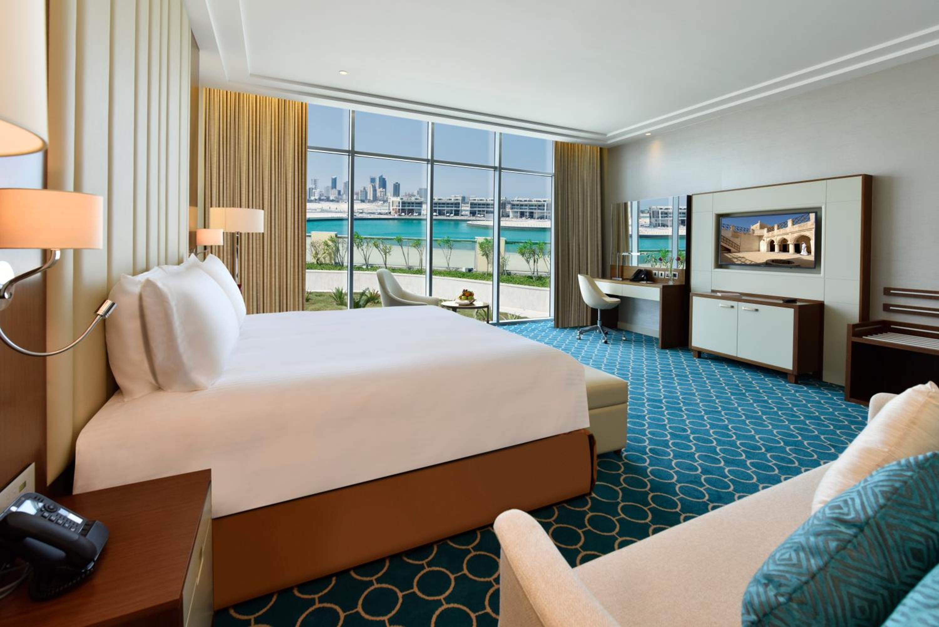 Deluxe Room - Photo 2