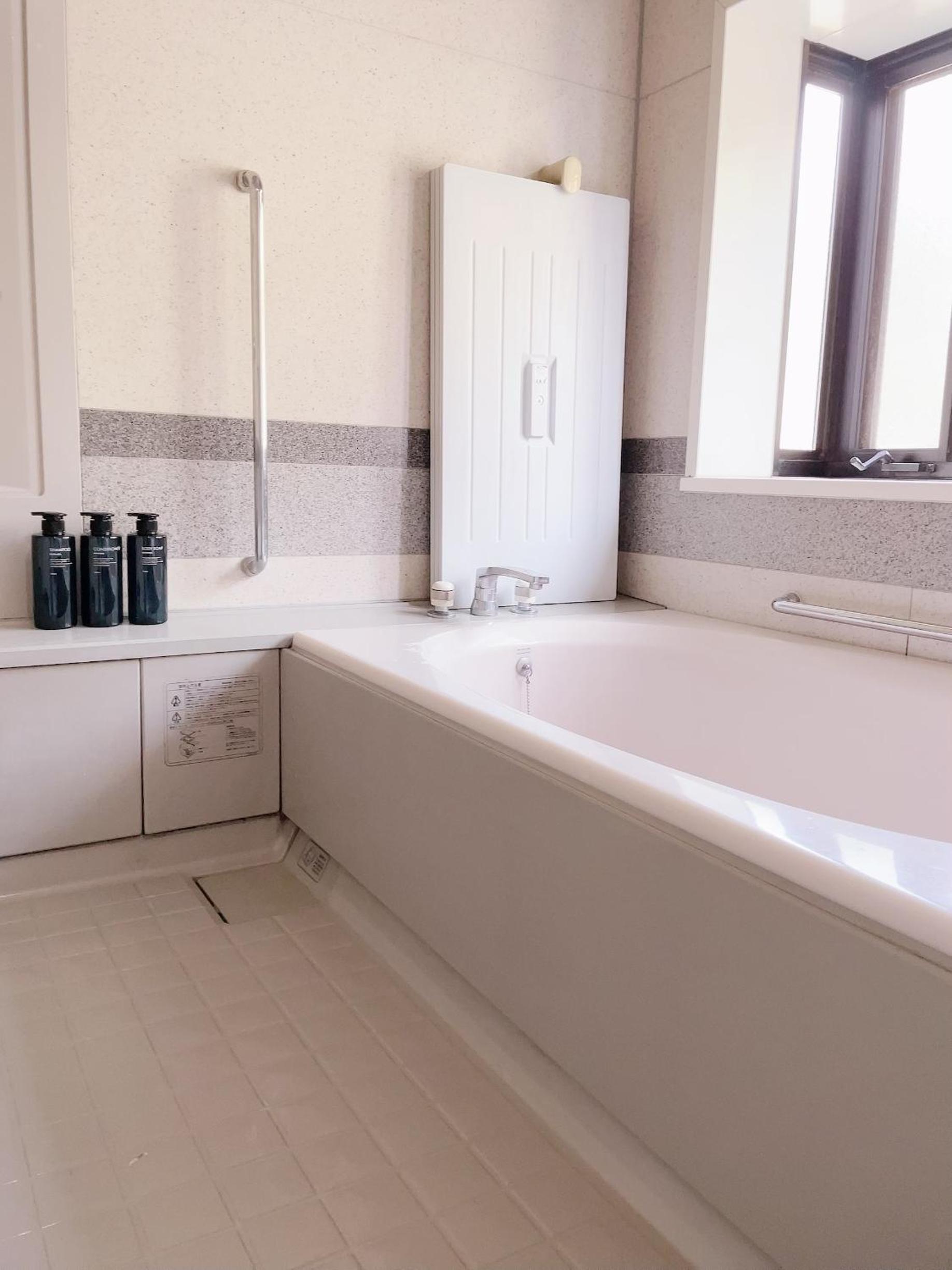 Three-Bedroom Apartment - Photo 20