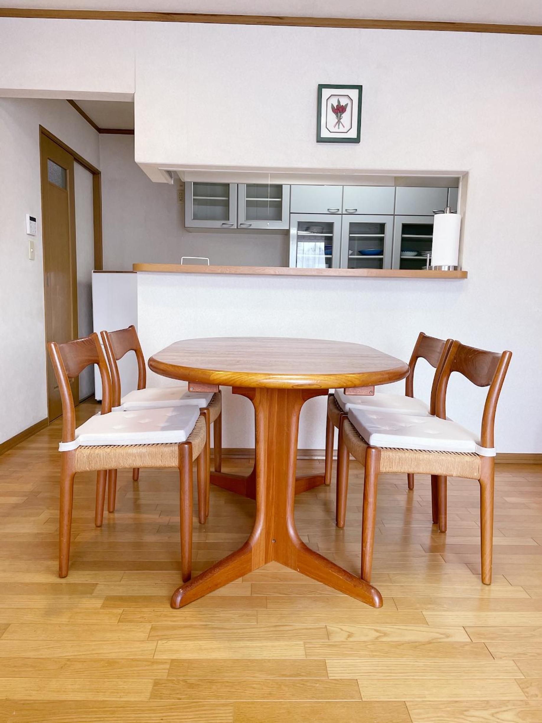 Three-Bedroom Apartment - Photo 12