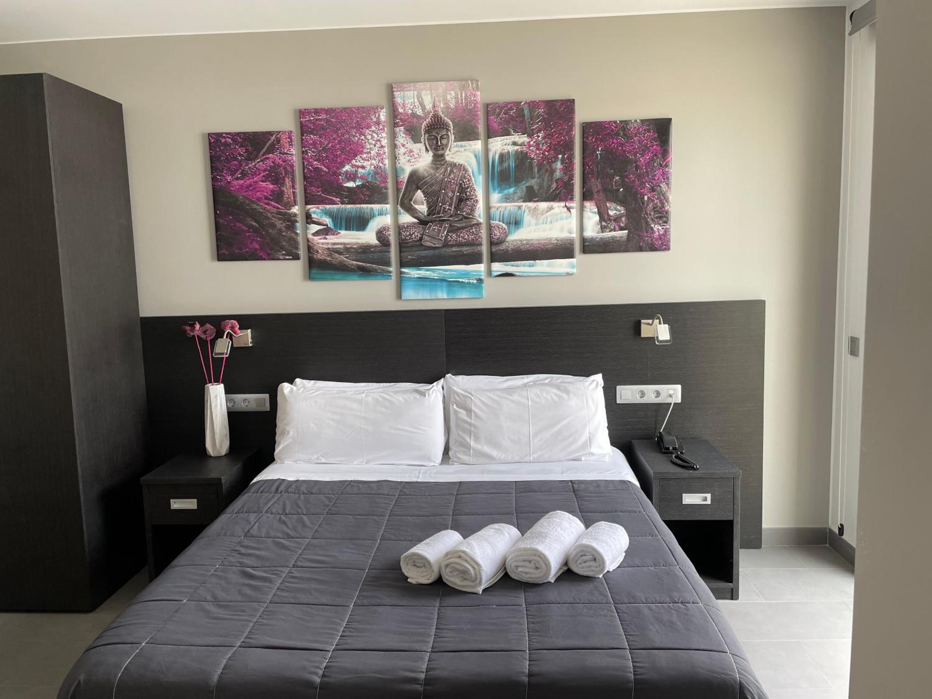 Double Room with Terrace - Photo 6