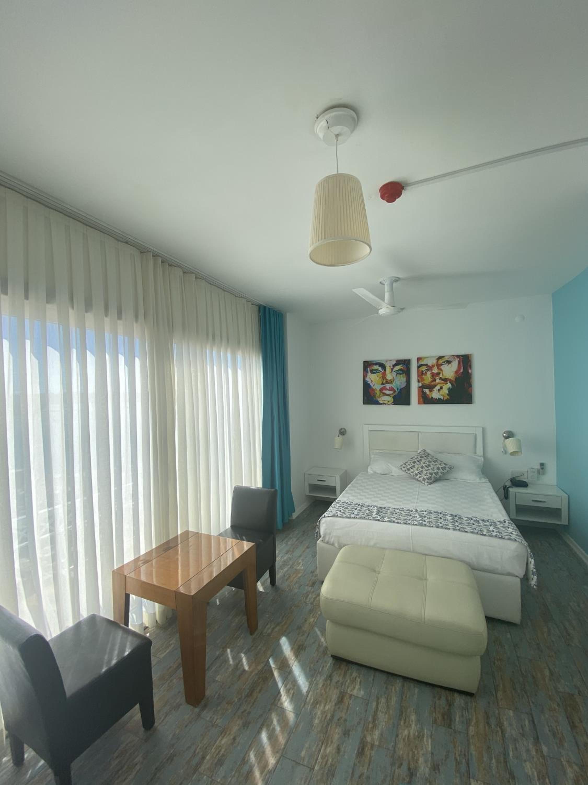King Room with Sea View - Photo 20