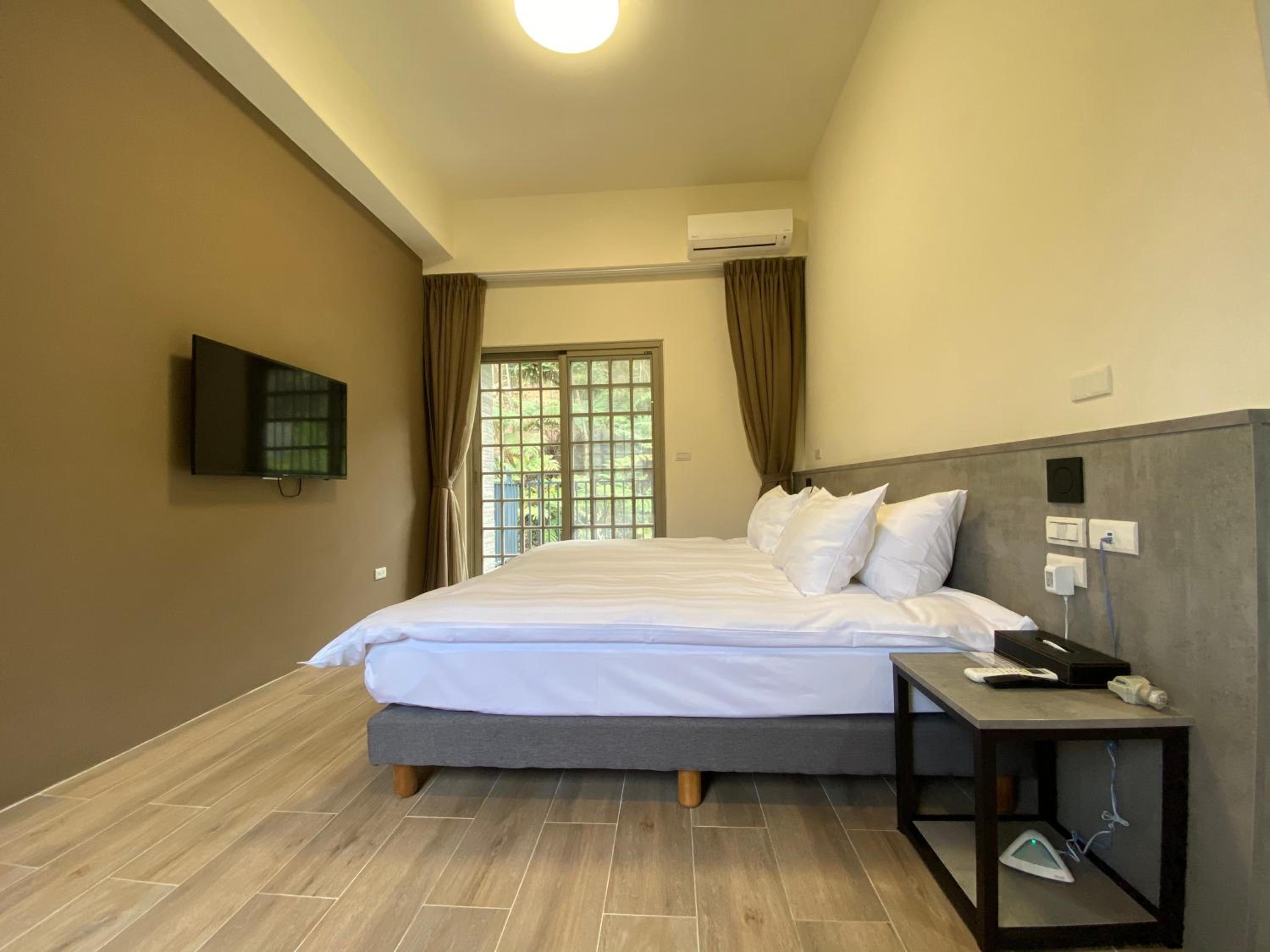 Deluxe Double Room photo 3