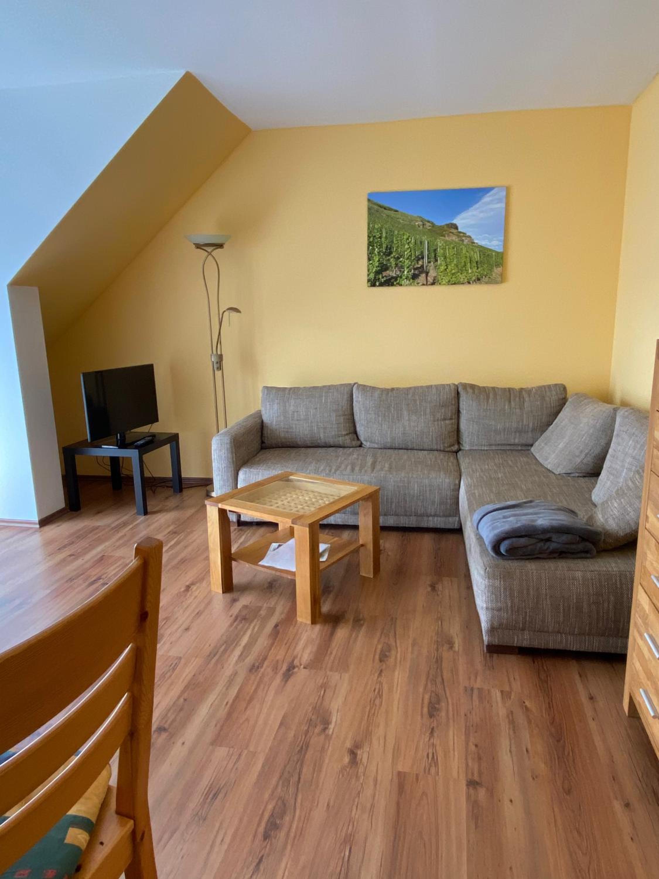 One-Bedroom Apartment with Balcony photo 1
