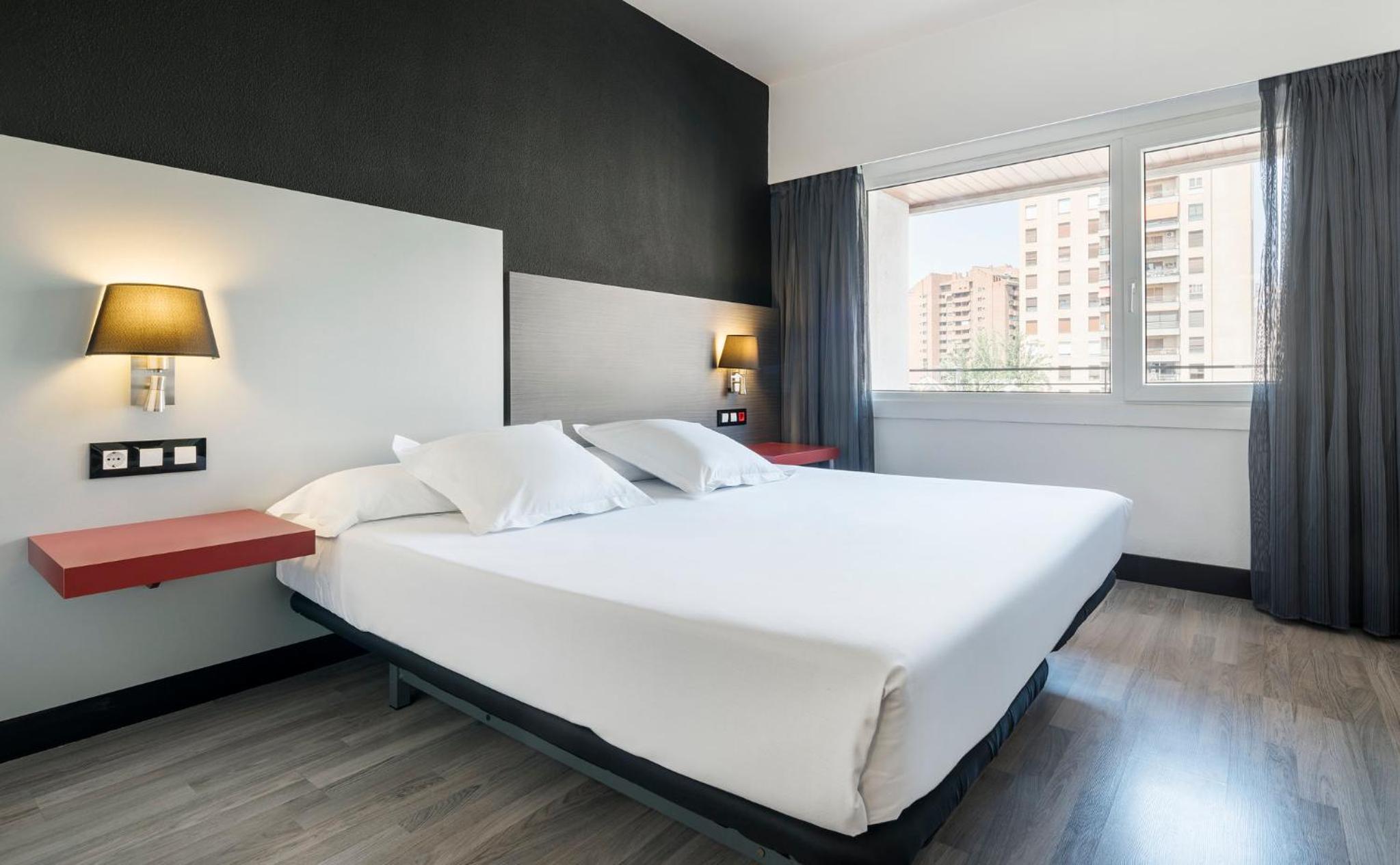 Classic Double or Twin Room - Photo 2