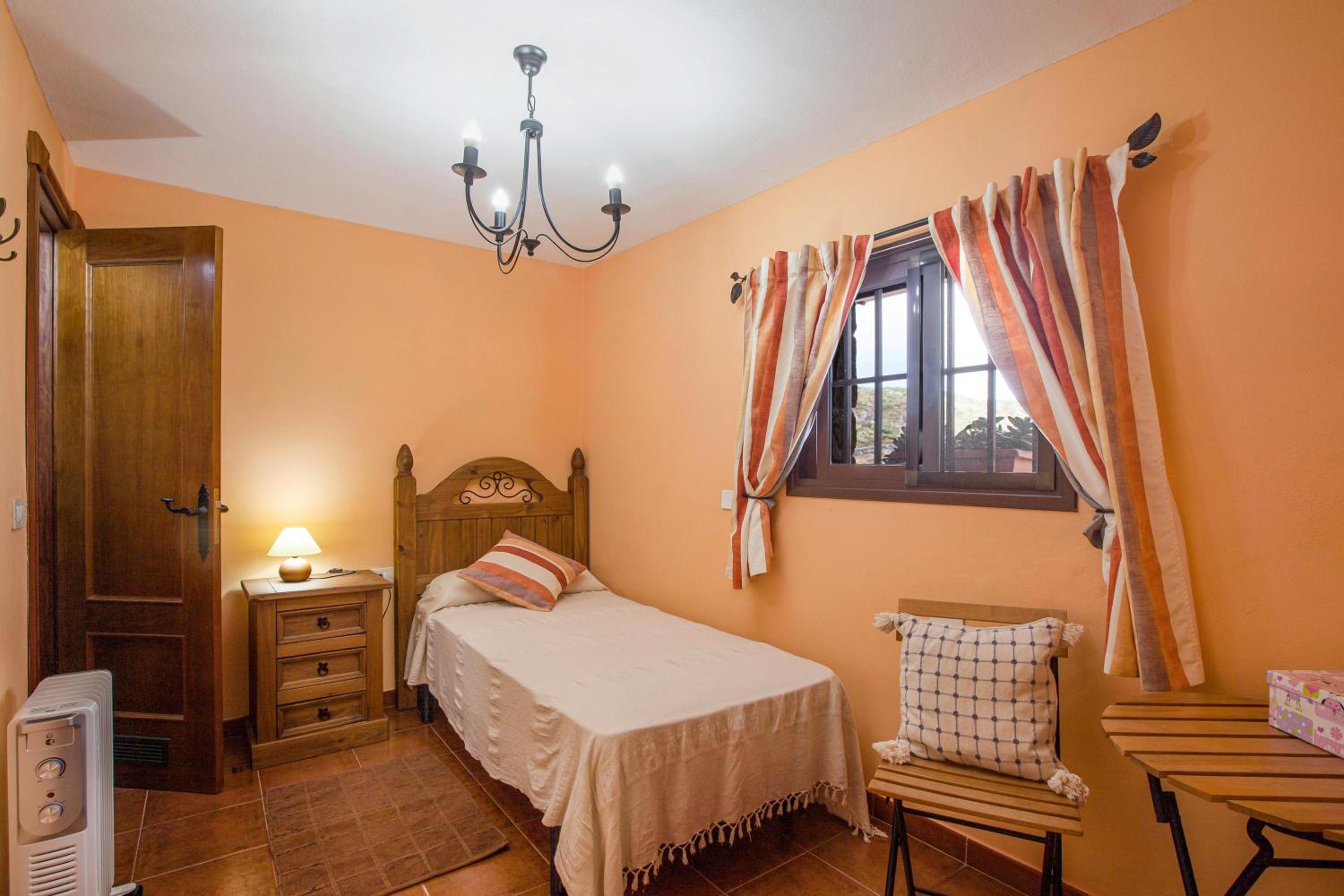 Villa with Sea View thumbnail 6