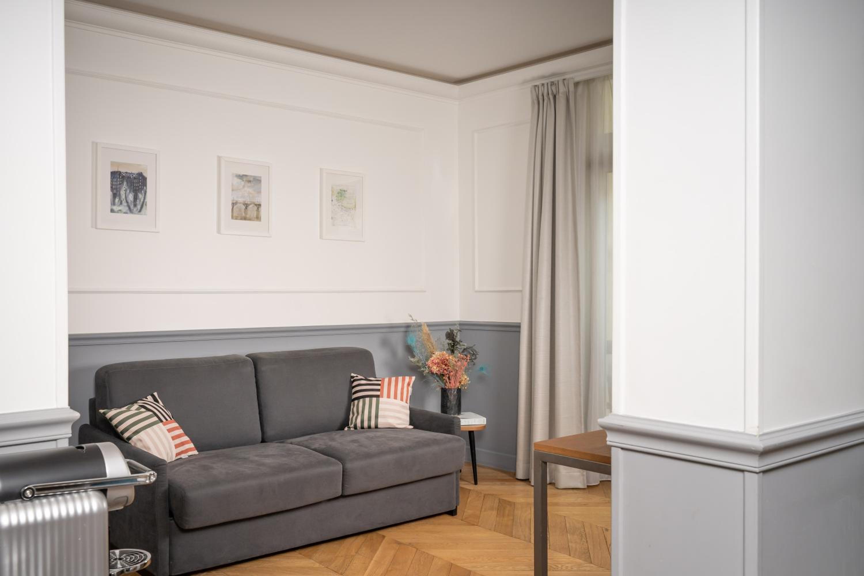 Lafayette Suite thumbnail 6