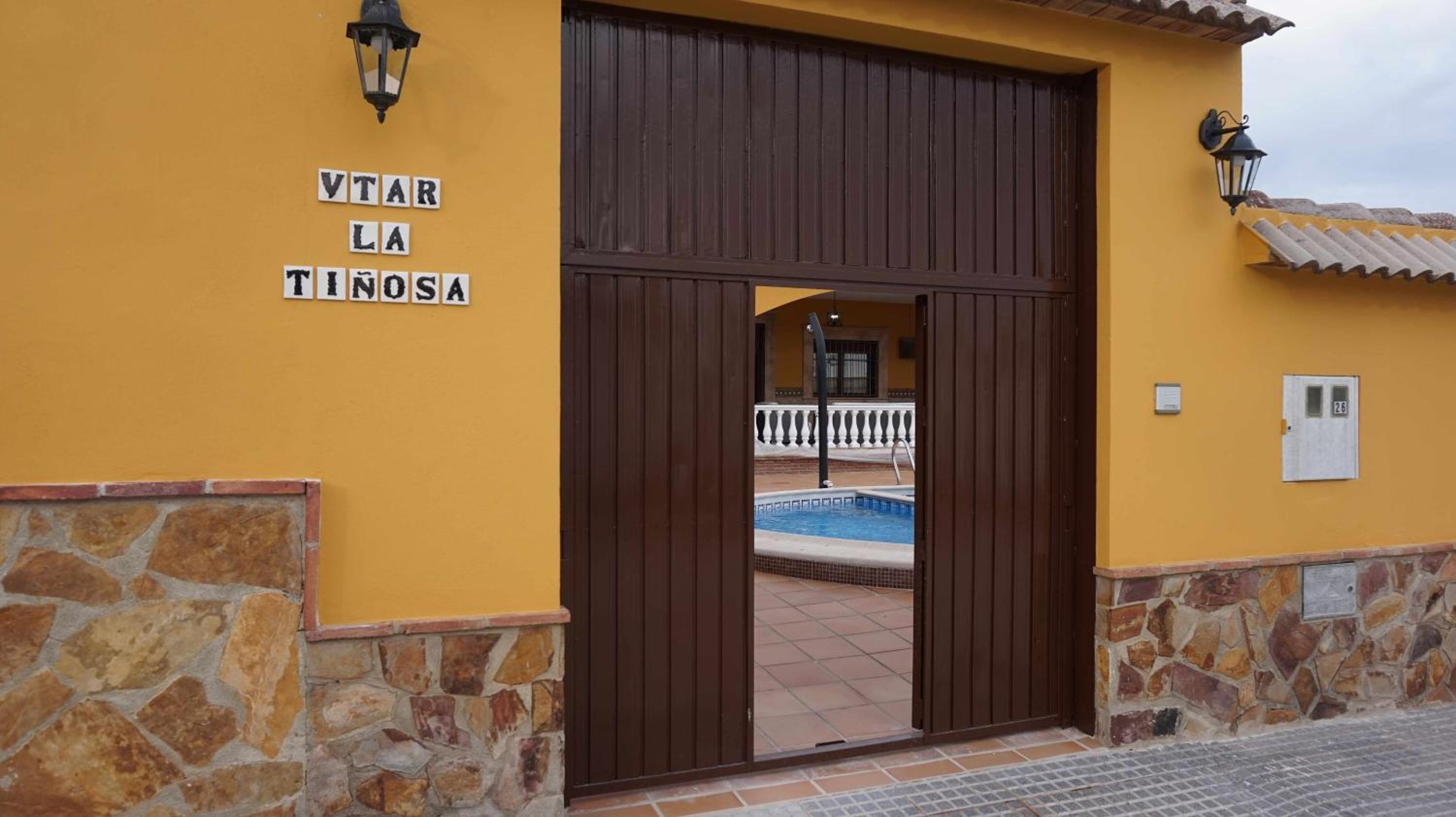Villa photo 2
