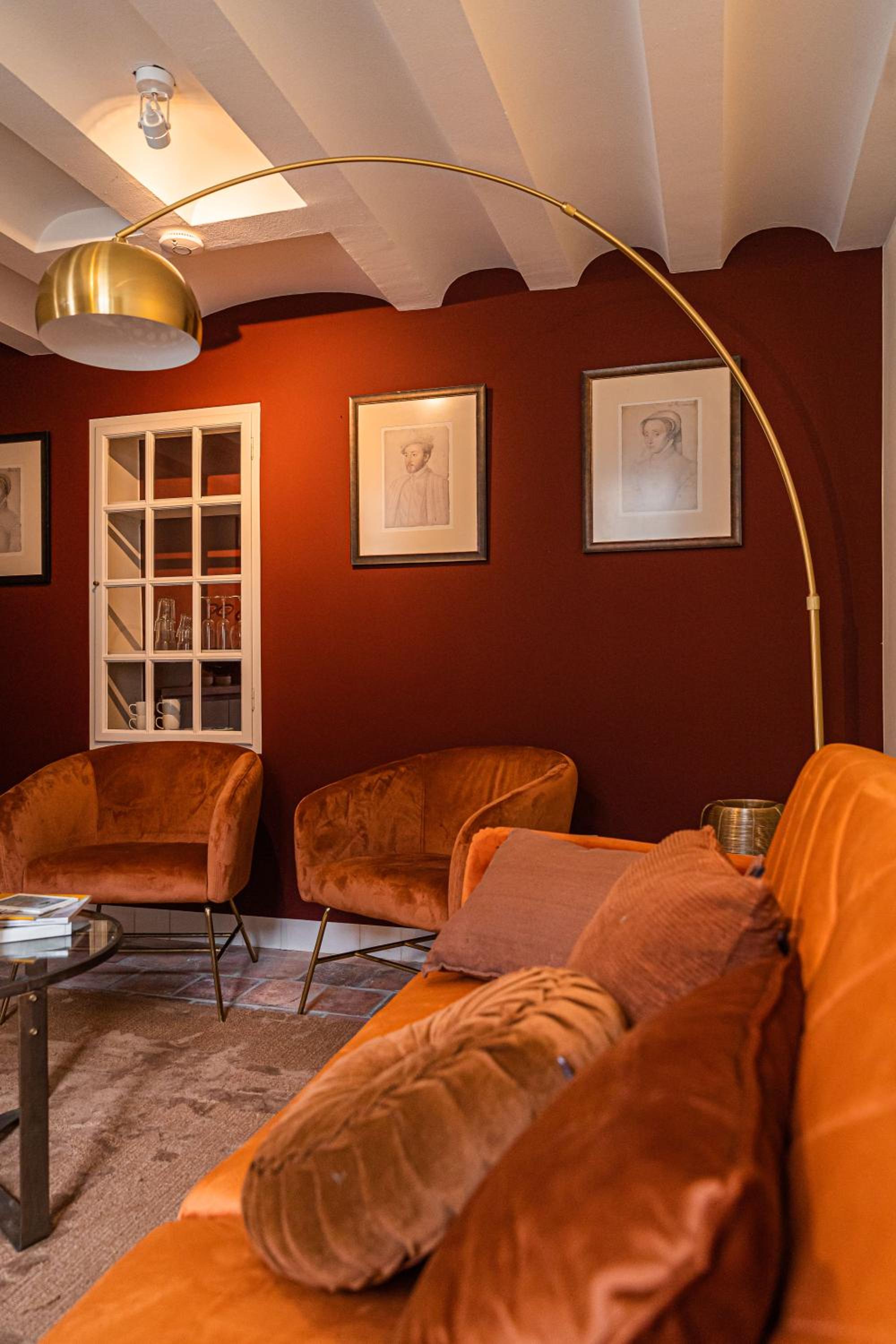 Superior Suite - Photo 12