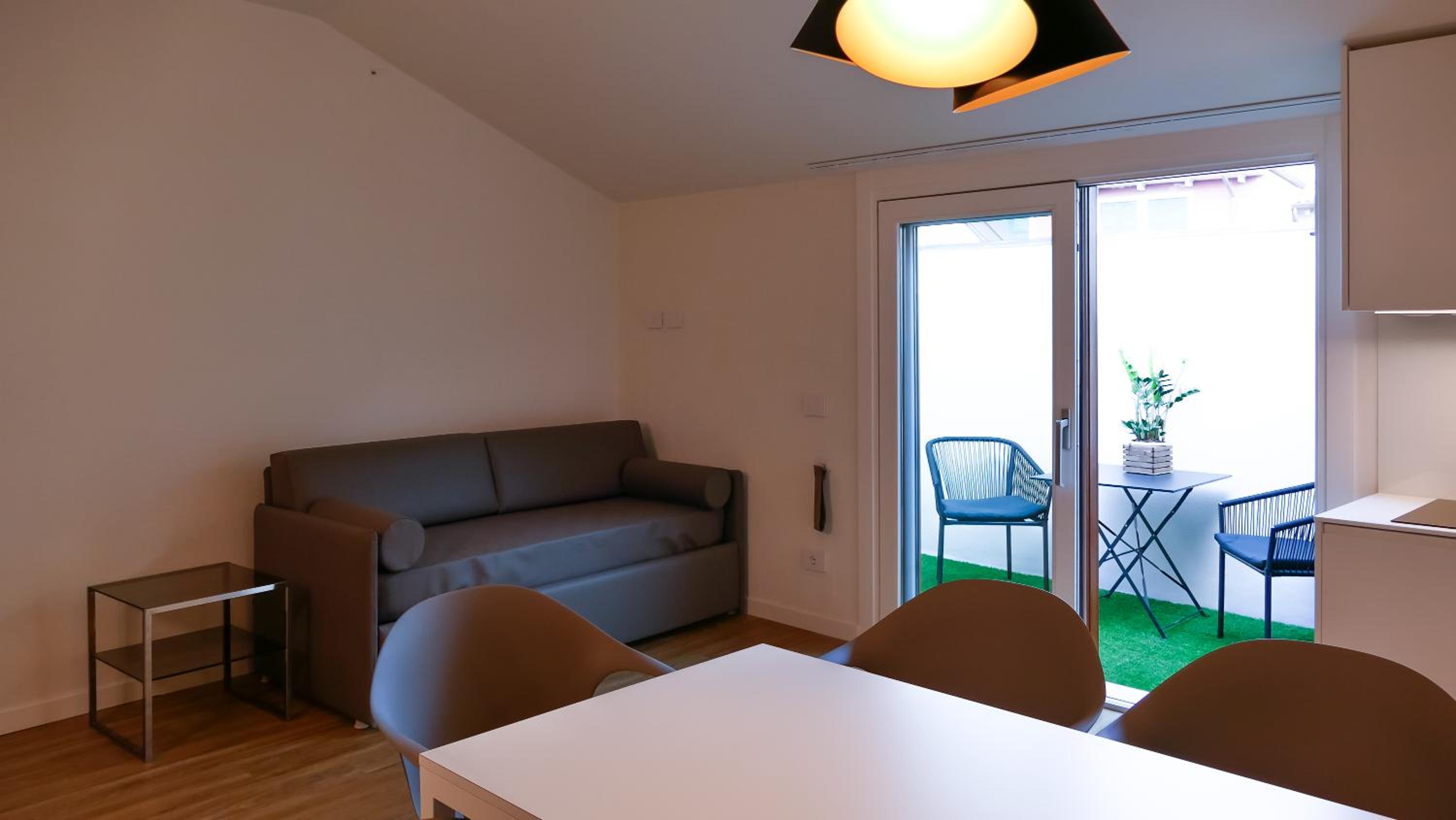 Apartment with Terrace - Photo 1