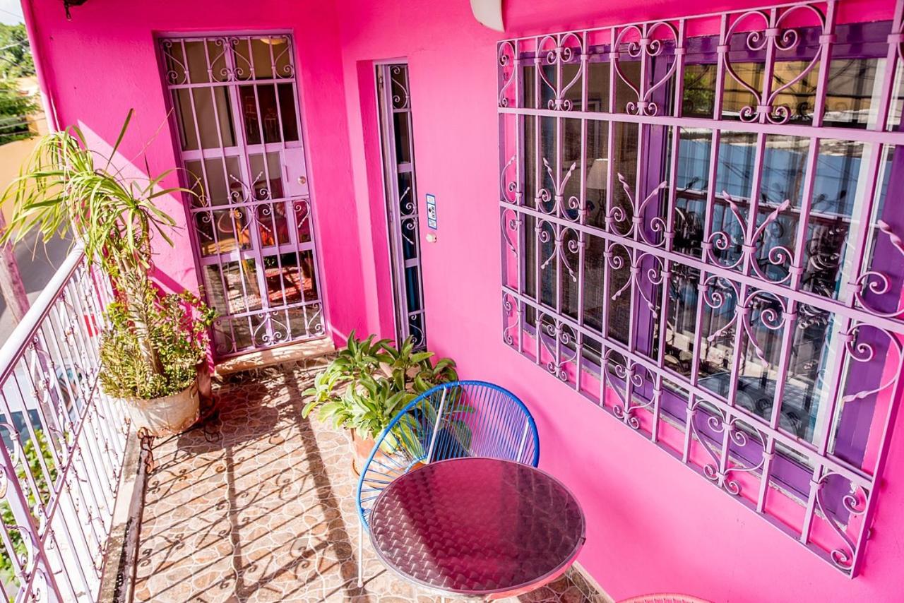 Deluxe Double Room with Balcony - Photo 8
