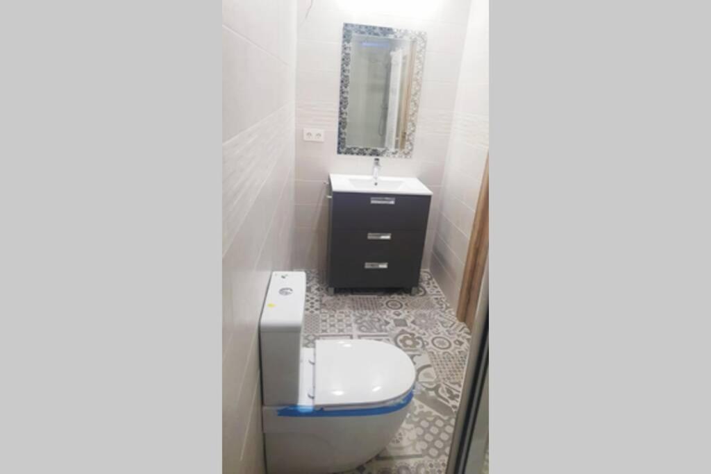 Three-Bedroom House photo 2