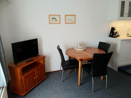One-Bedroom Apartment (2 Adults) photo 1