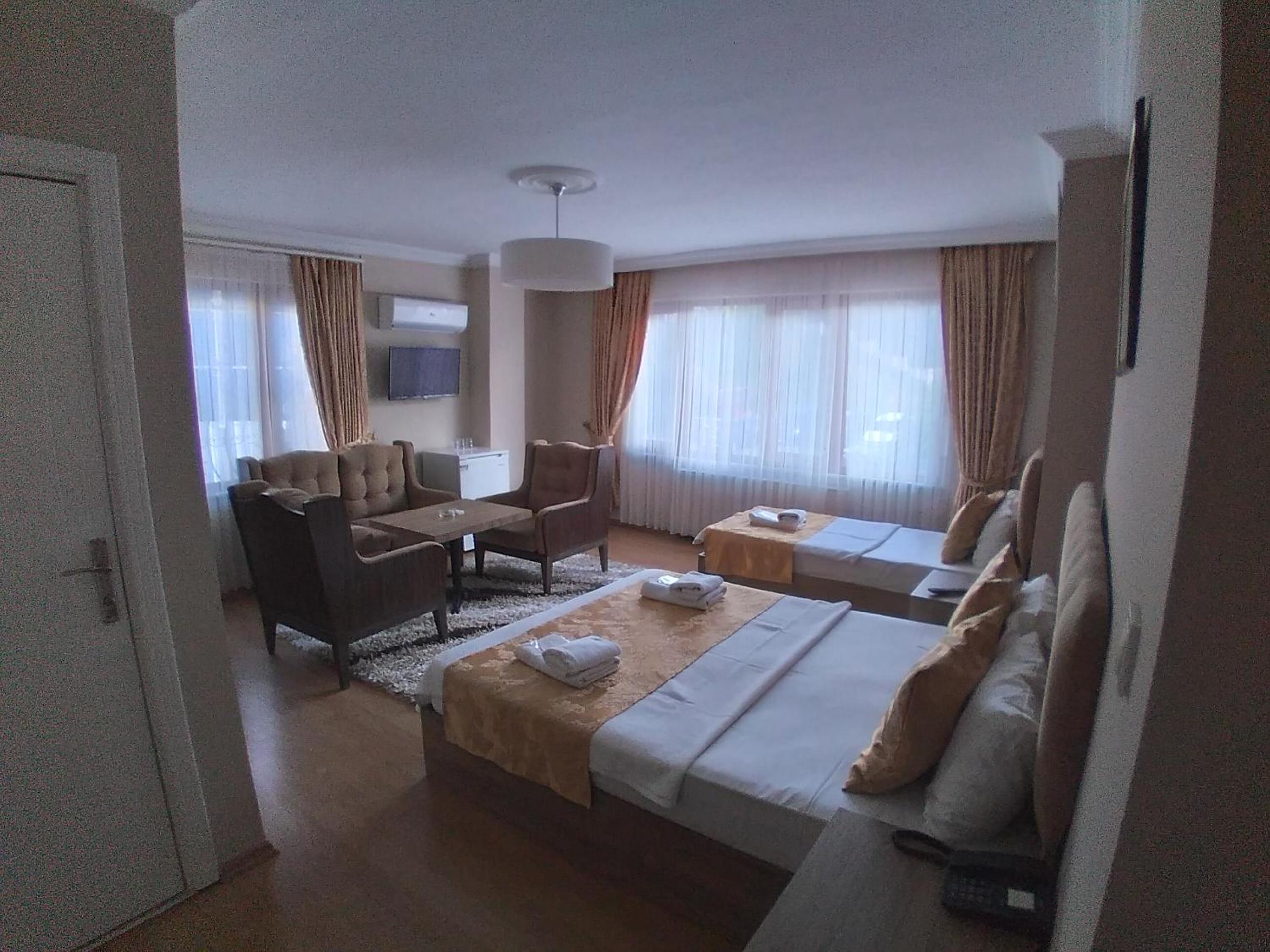 Luxury Triple Room photo 1