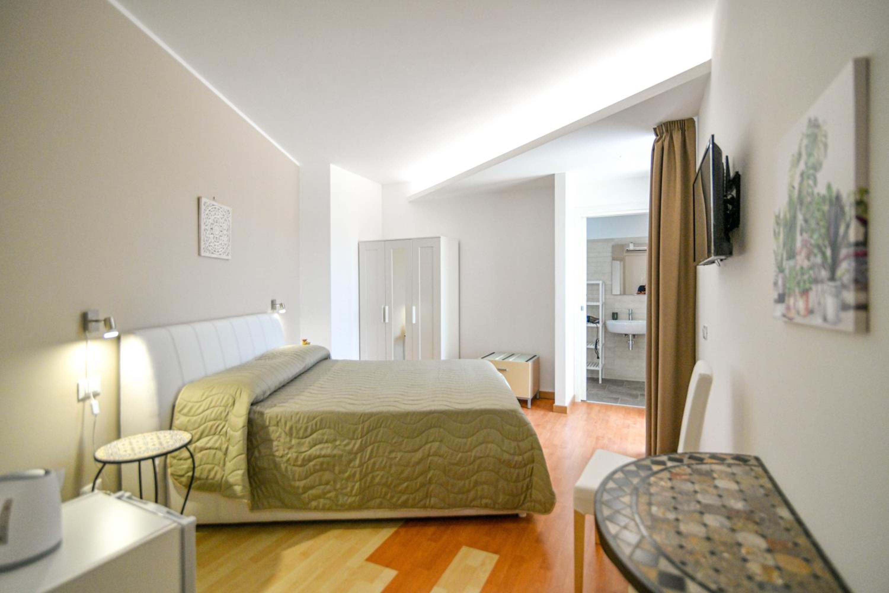 Double Room with Pool View