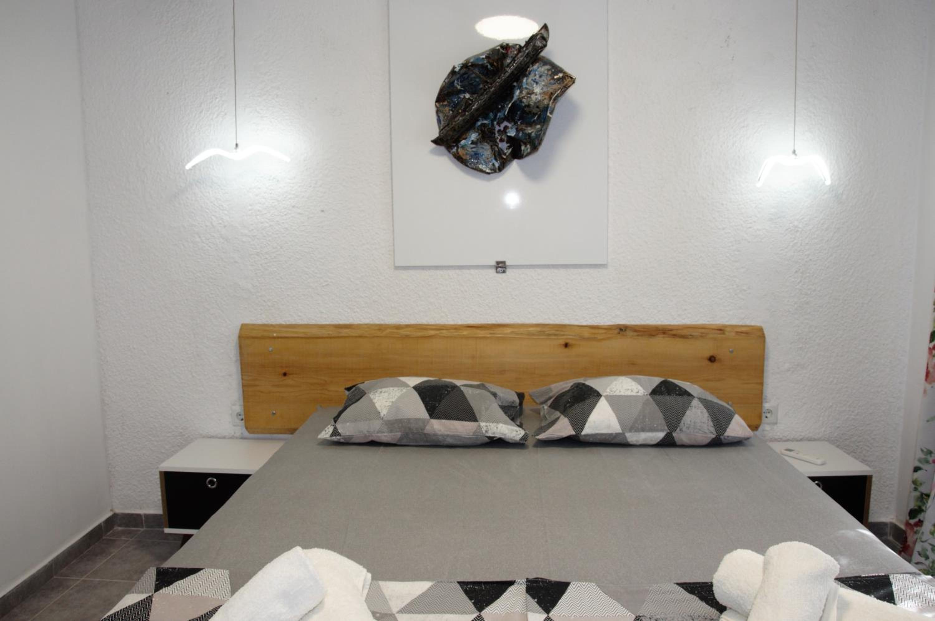 Three-Bedroom House photo 1