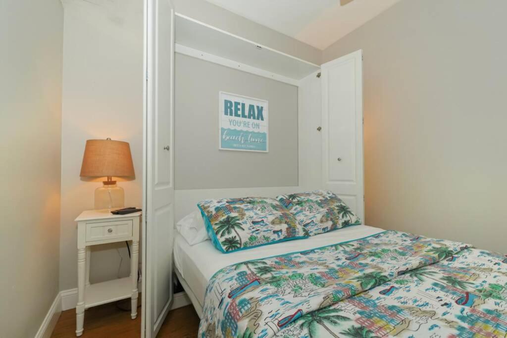 One-Bedroom Apartment photo 3