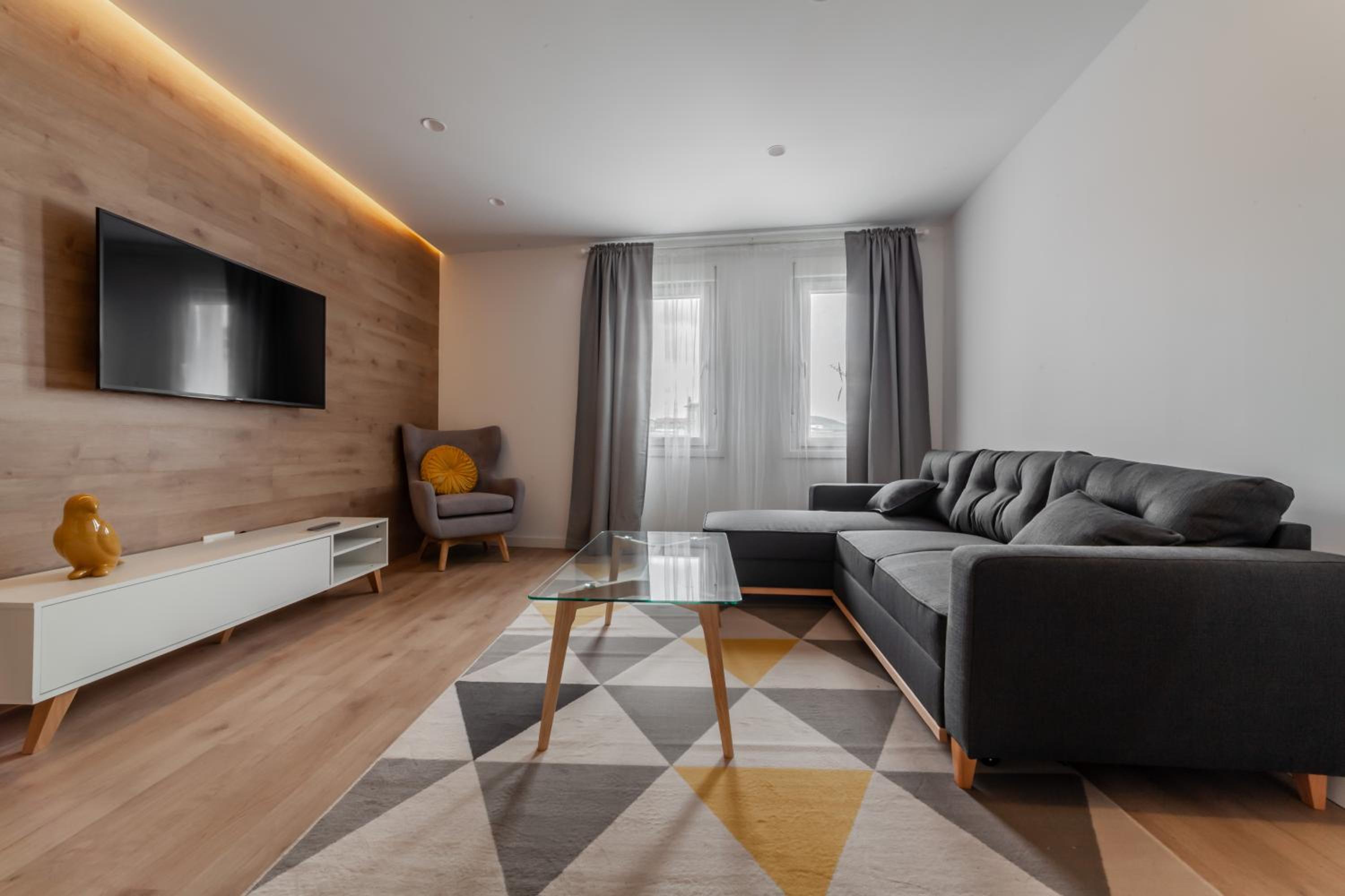 Two-Bedroom Apartment - Photo 9