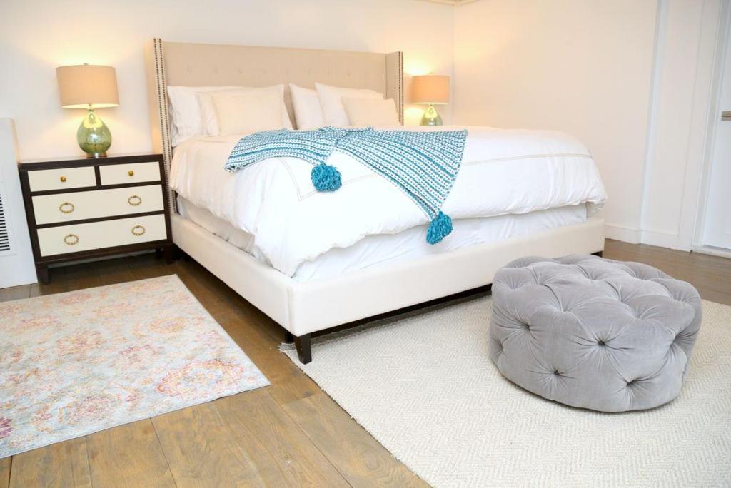 Deluxe King Room - Photo 3