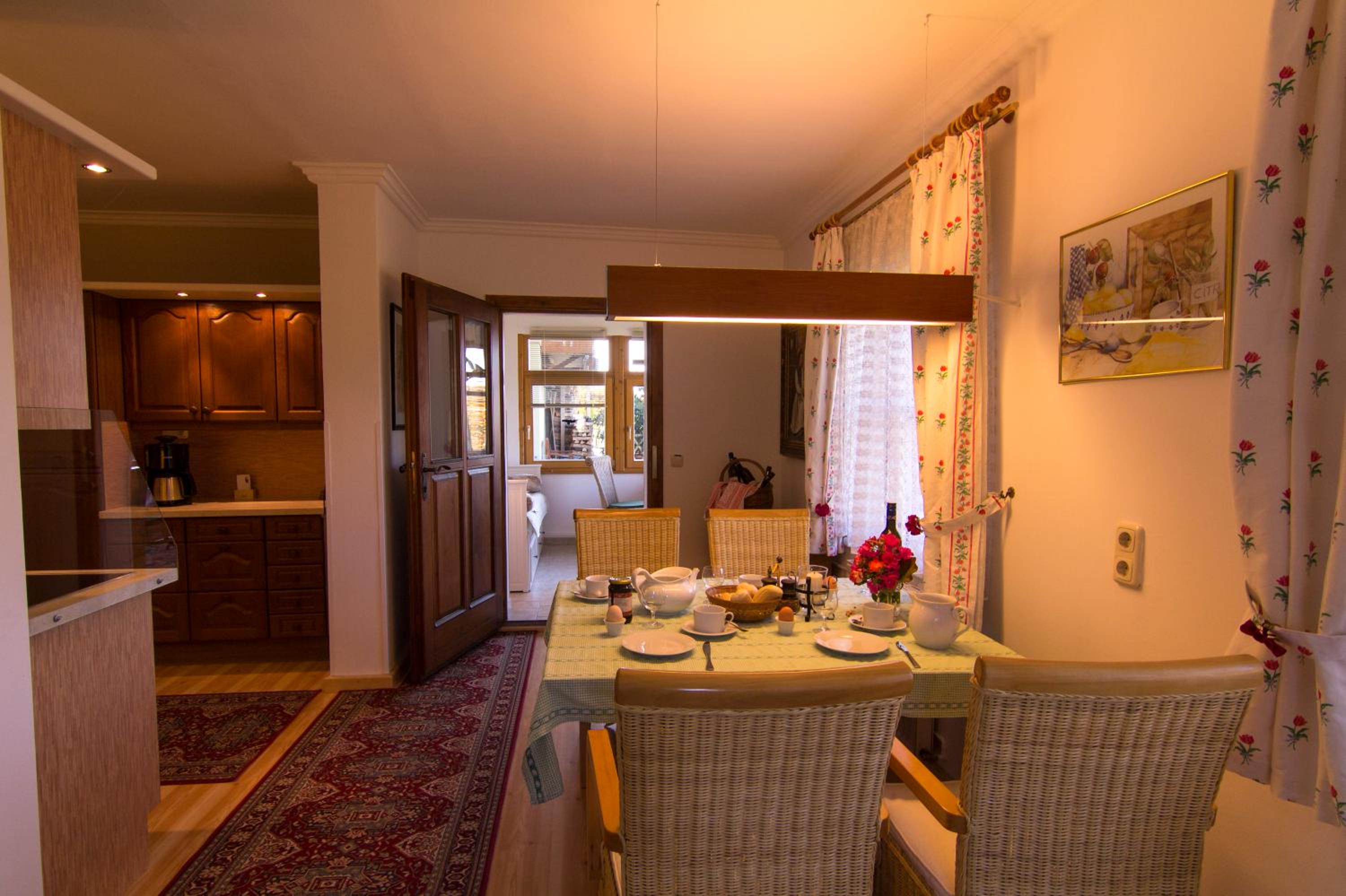 One-Bedroom Apartment with Terrace photo 3
