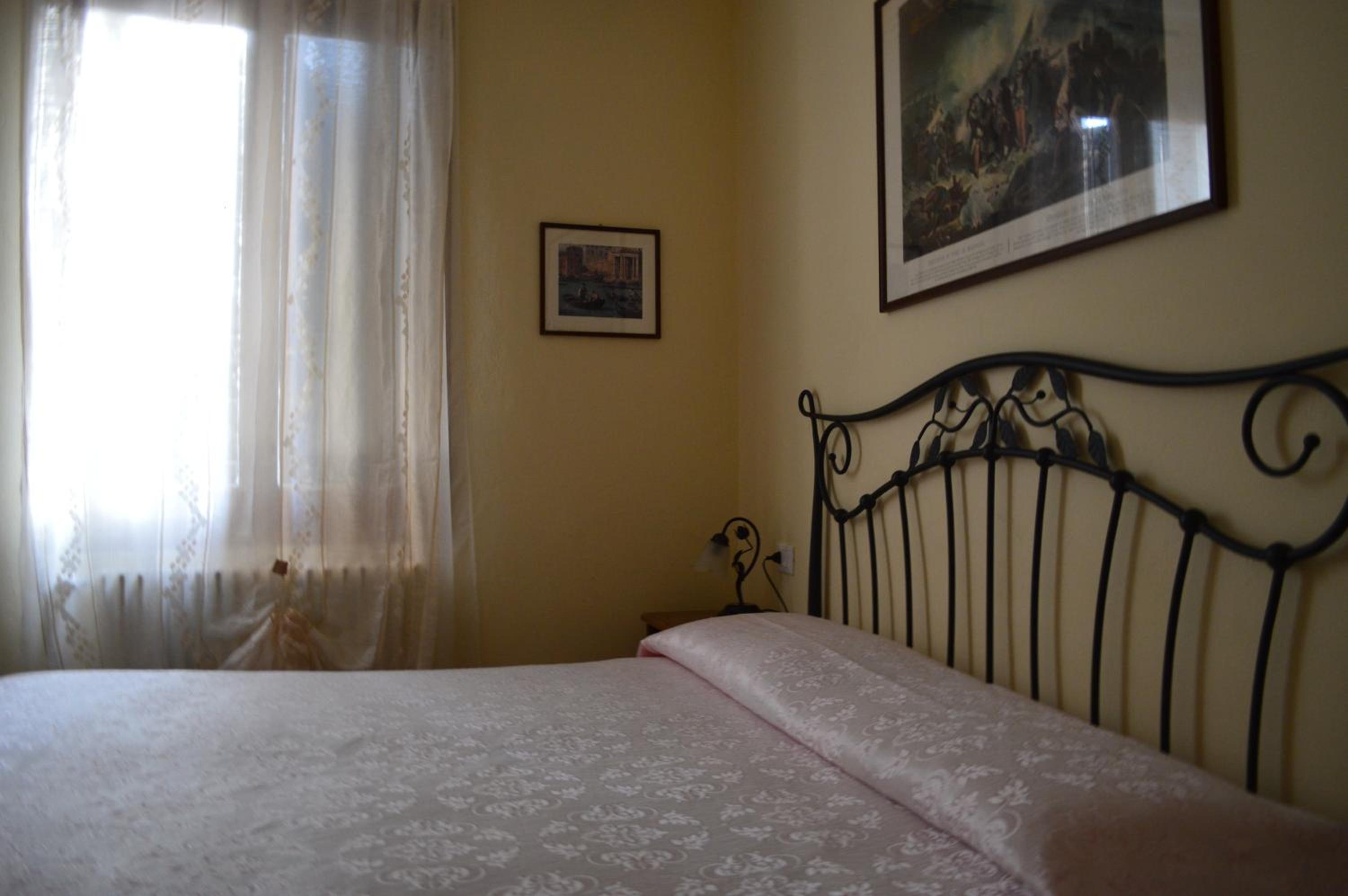 Economy Single Room photo 3