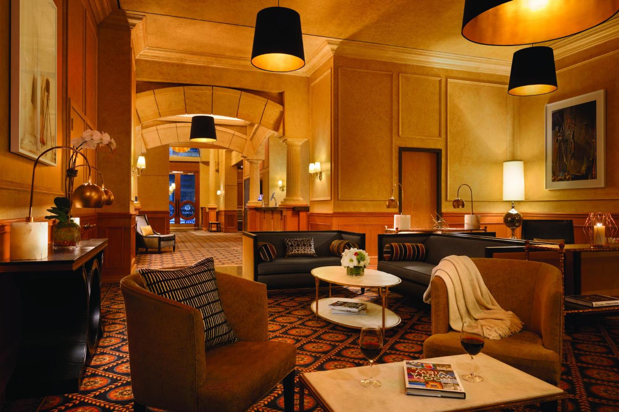 Executive Queen Suite with View of the Empire State Building