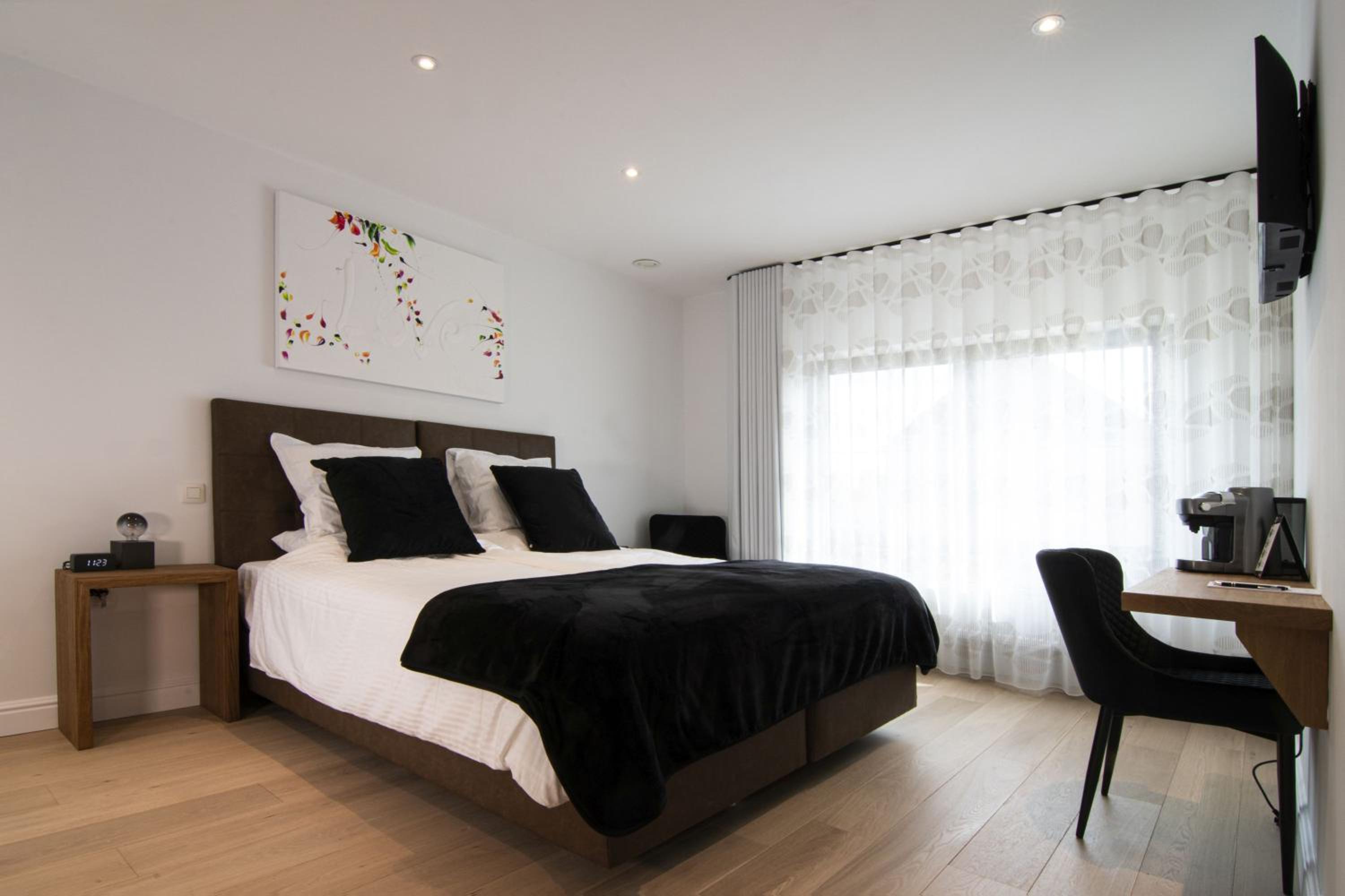 King Room with Garden View photo 3
