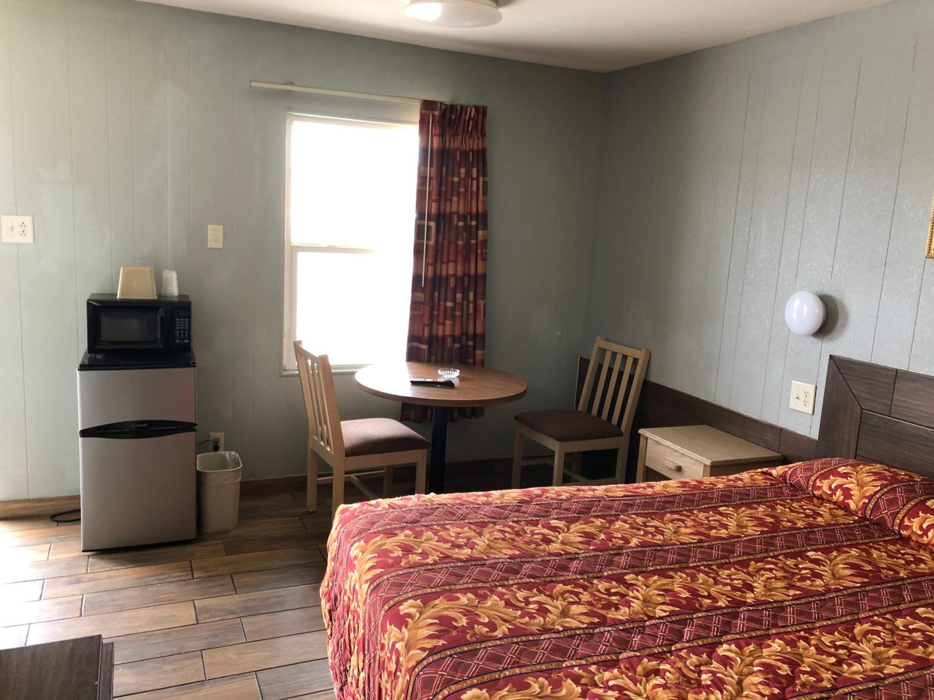 Budget Single Room photo 2