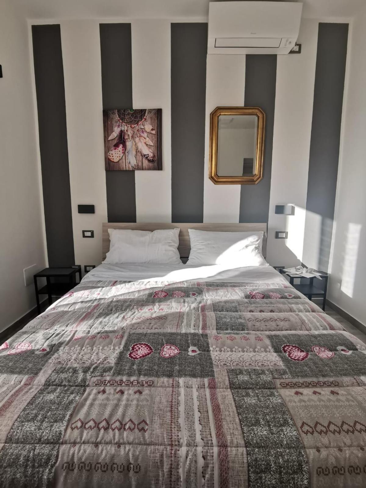 Double Room - Photo 4
