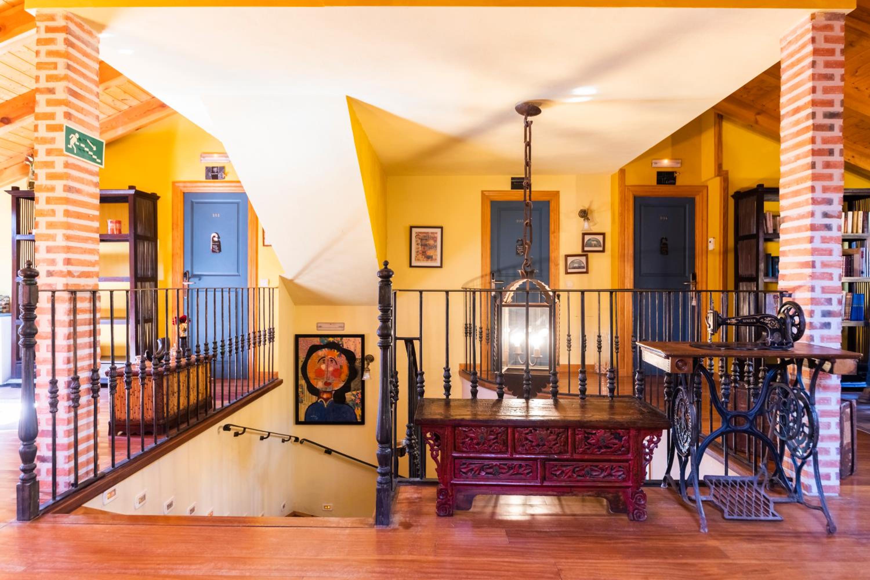 Double Room - Photo 10