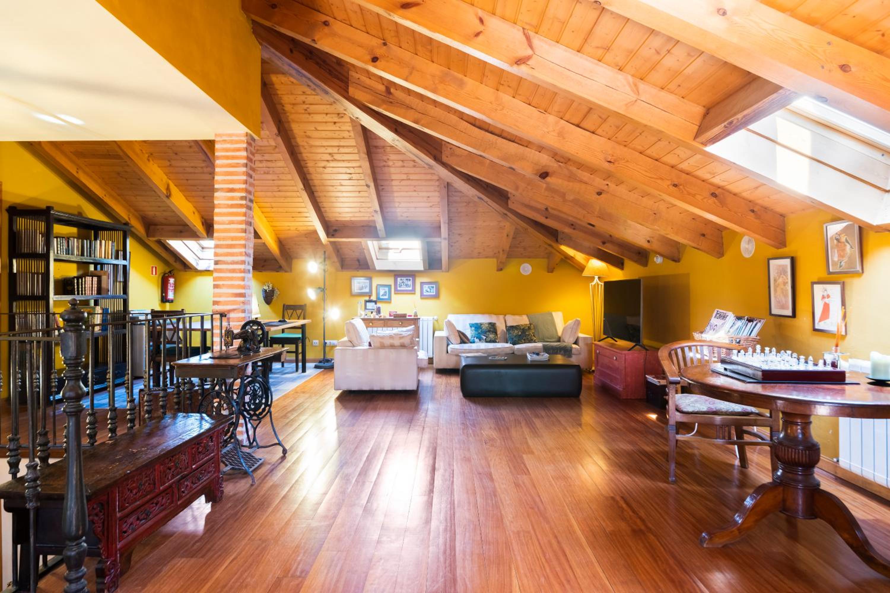 Double Room - Photo 11