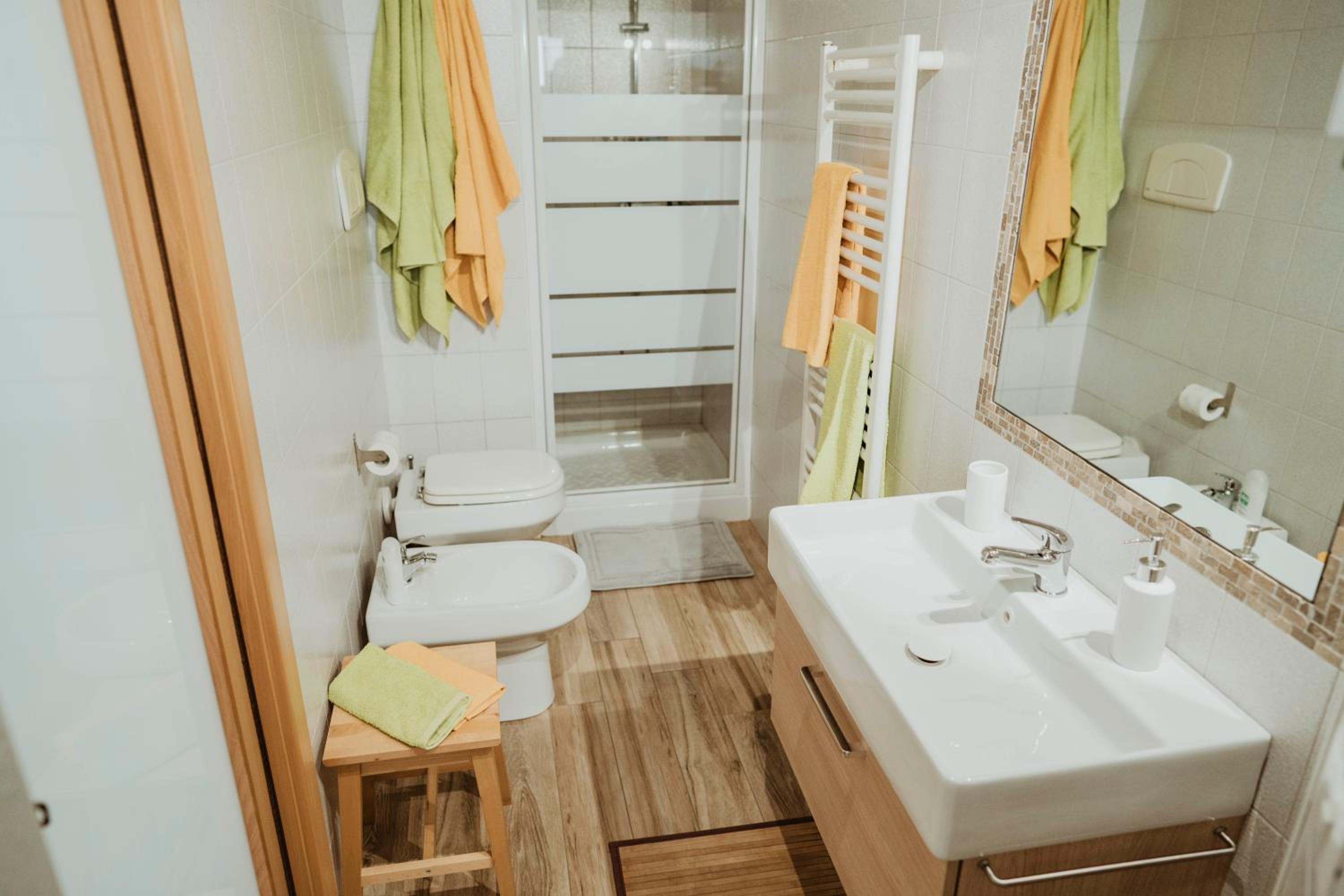 One-Bedroom House - Photo 16