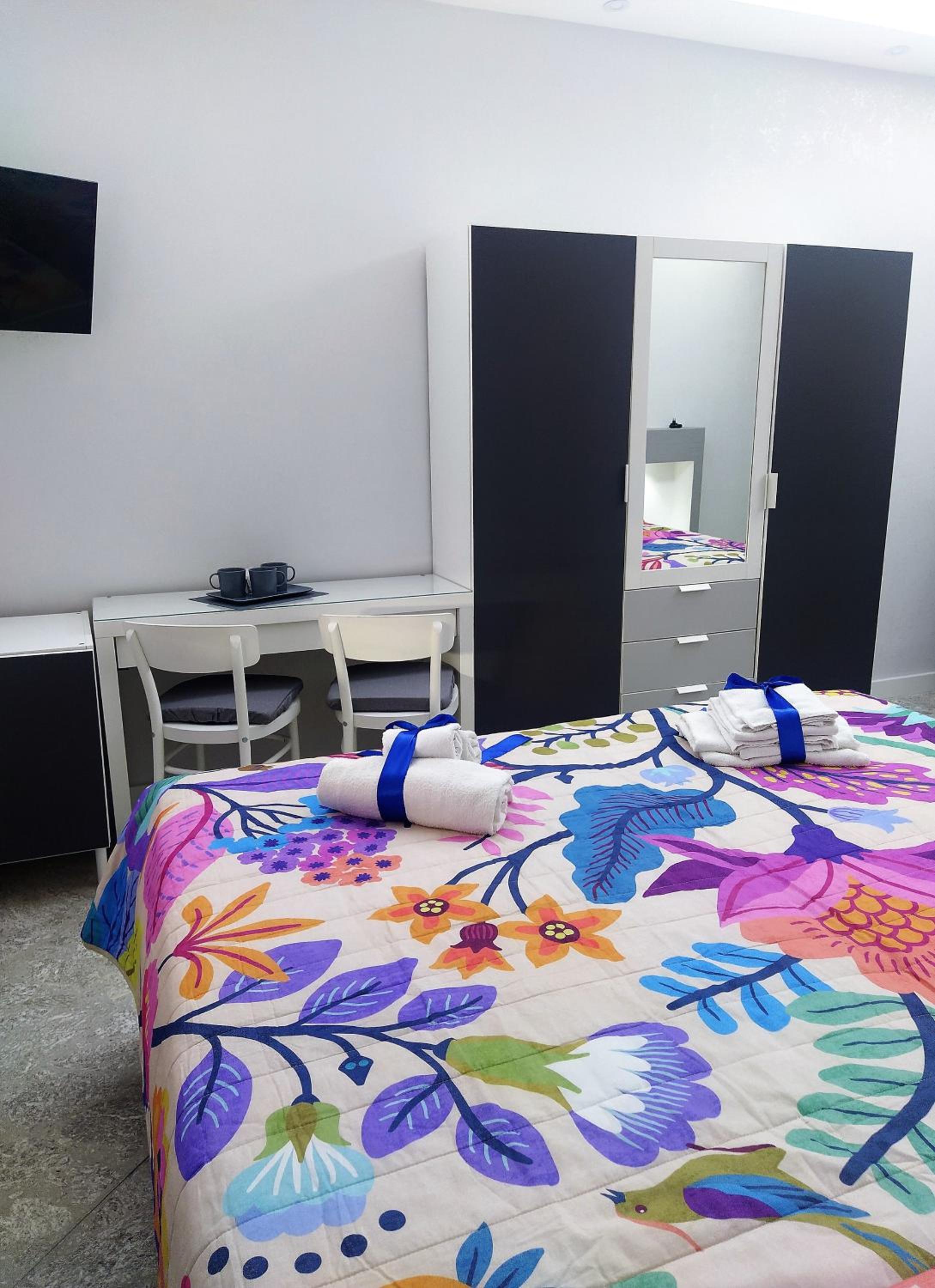 Triple Room with Private Bathroom photo 2