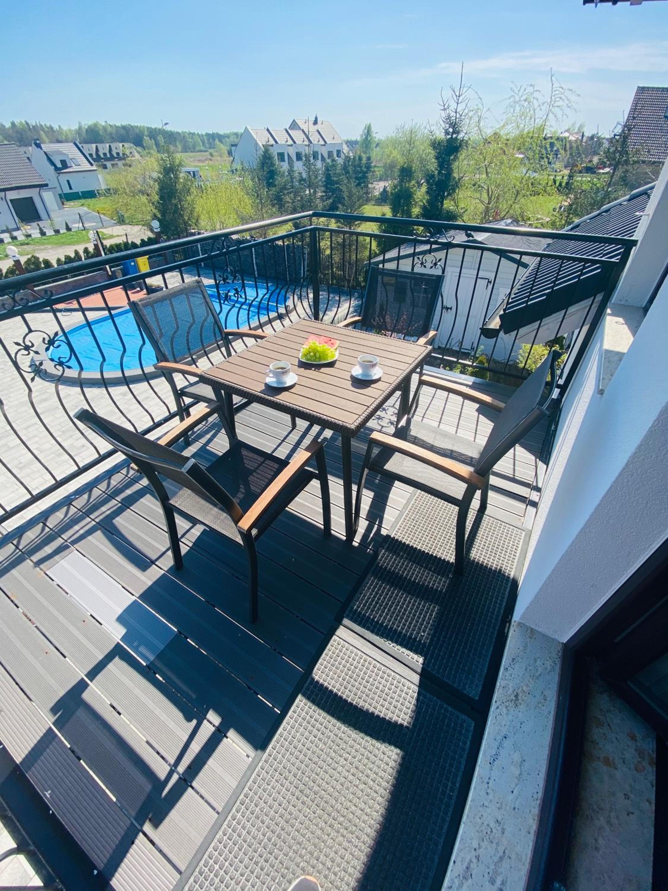 Apartment with Balcony photo 1