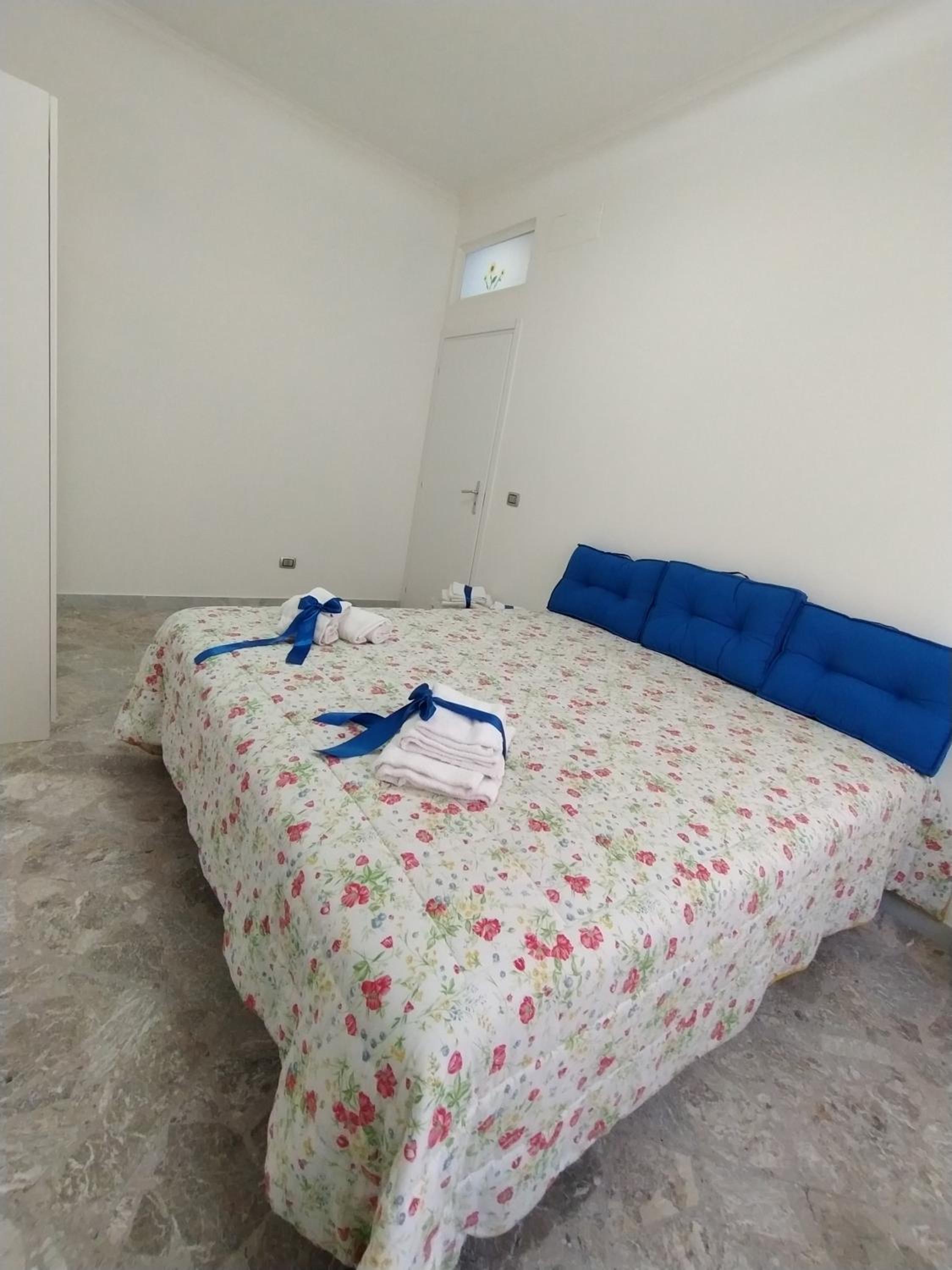 Double Or Twin Room With Private Bathroom photo 1