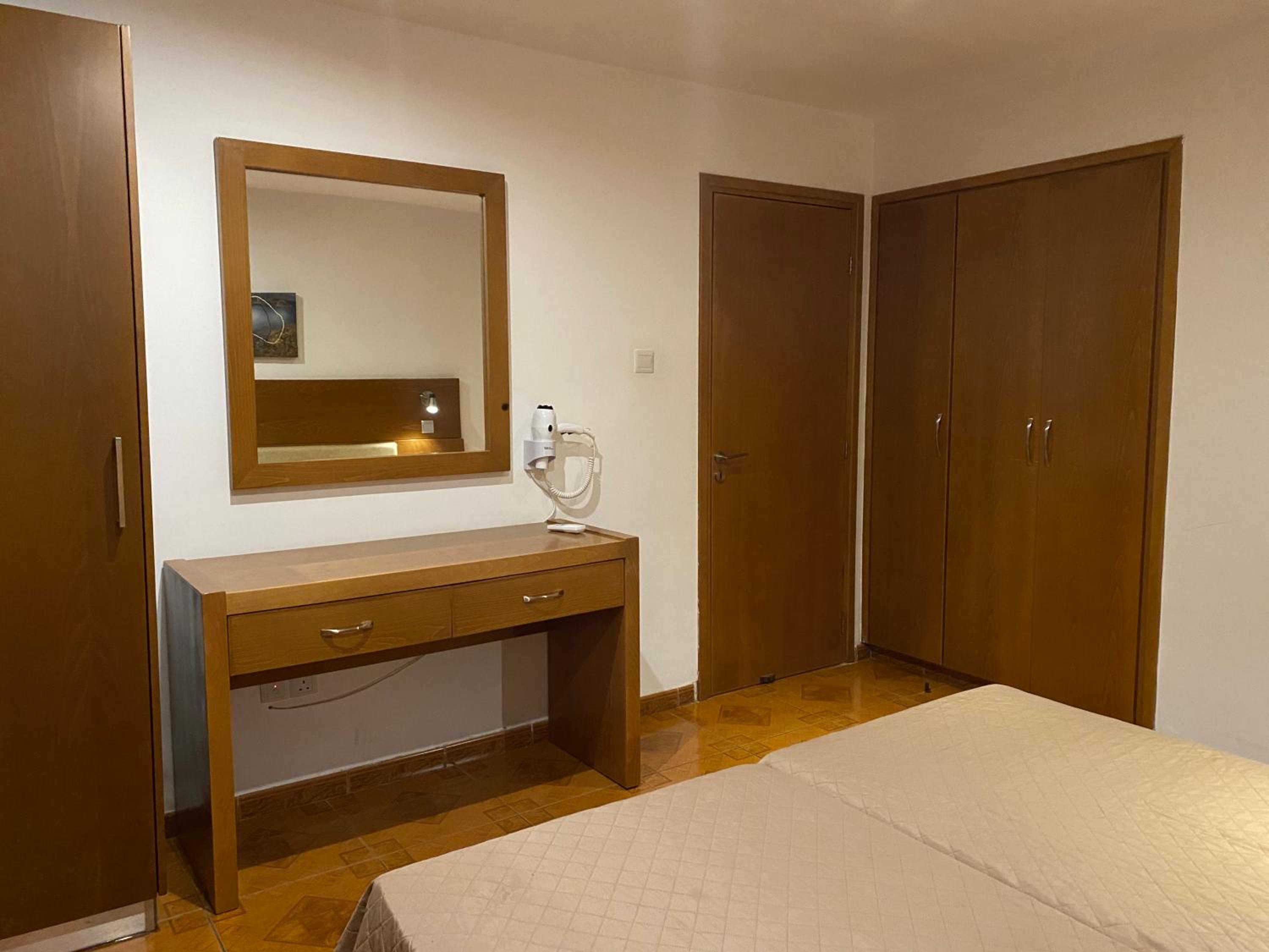 One-Bedroom Apartment - No.115