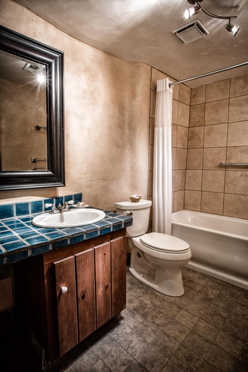 One Bedroom Casita with King Bed - Photo 2