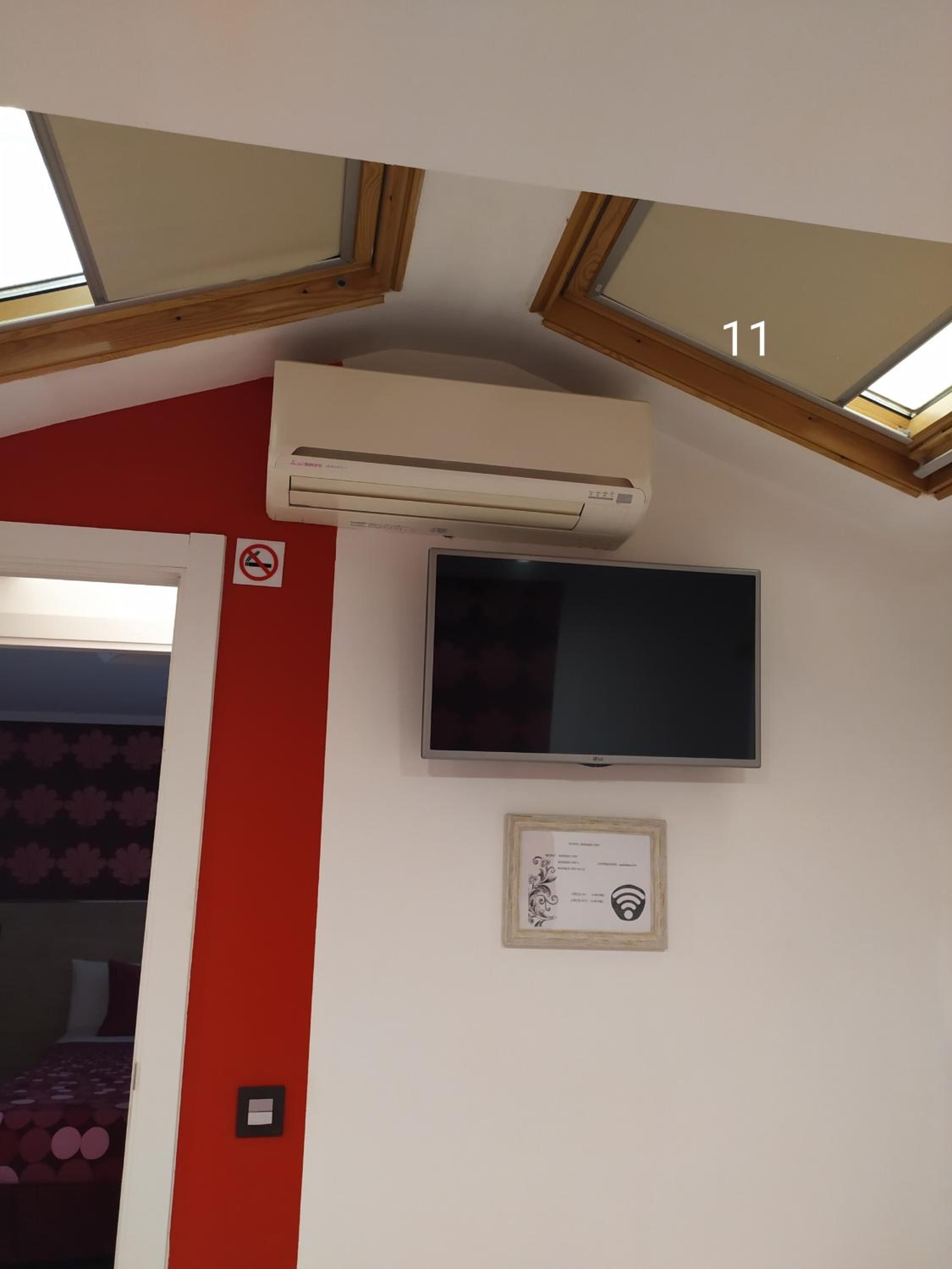 Garret Double Room - Photo 14