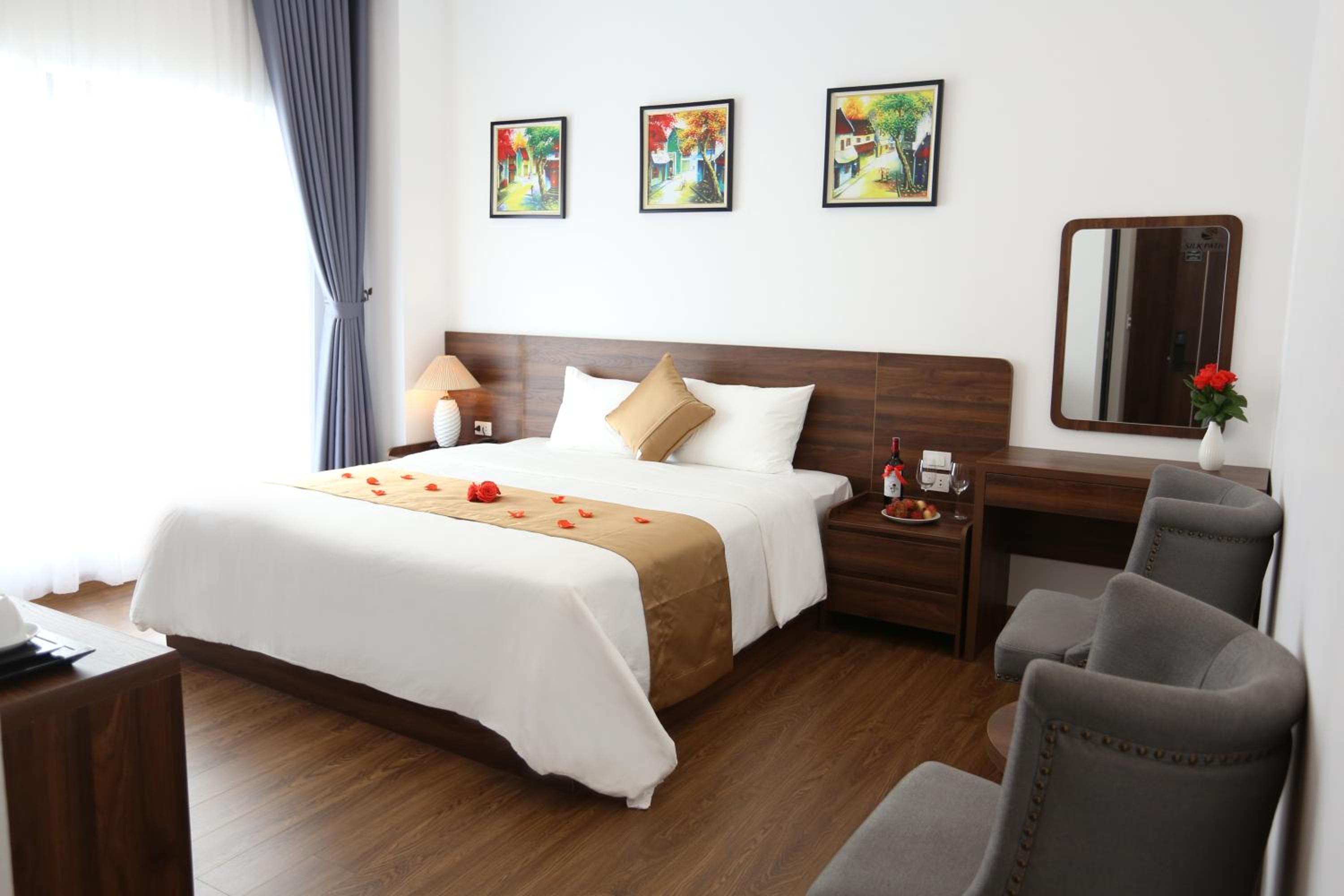 Deluxe Double Room photo 2