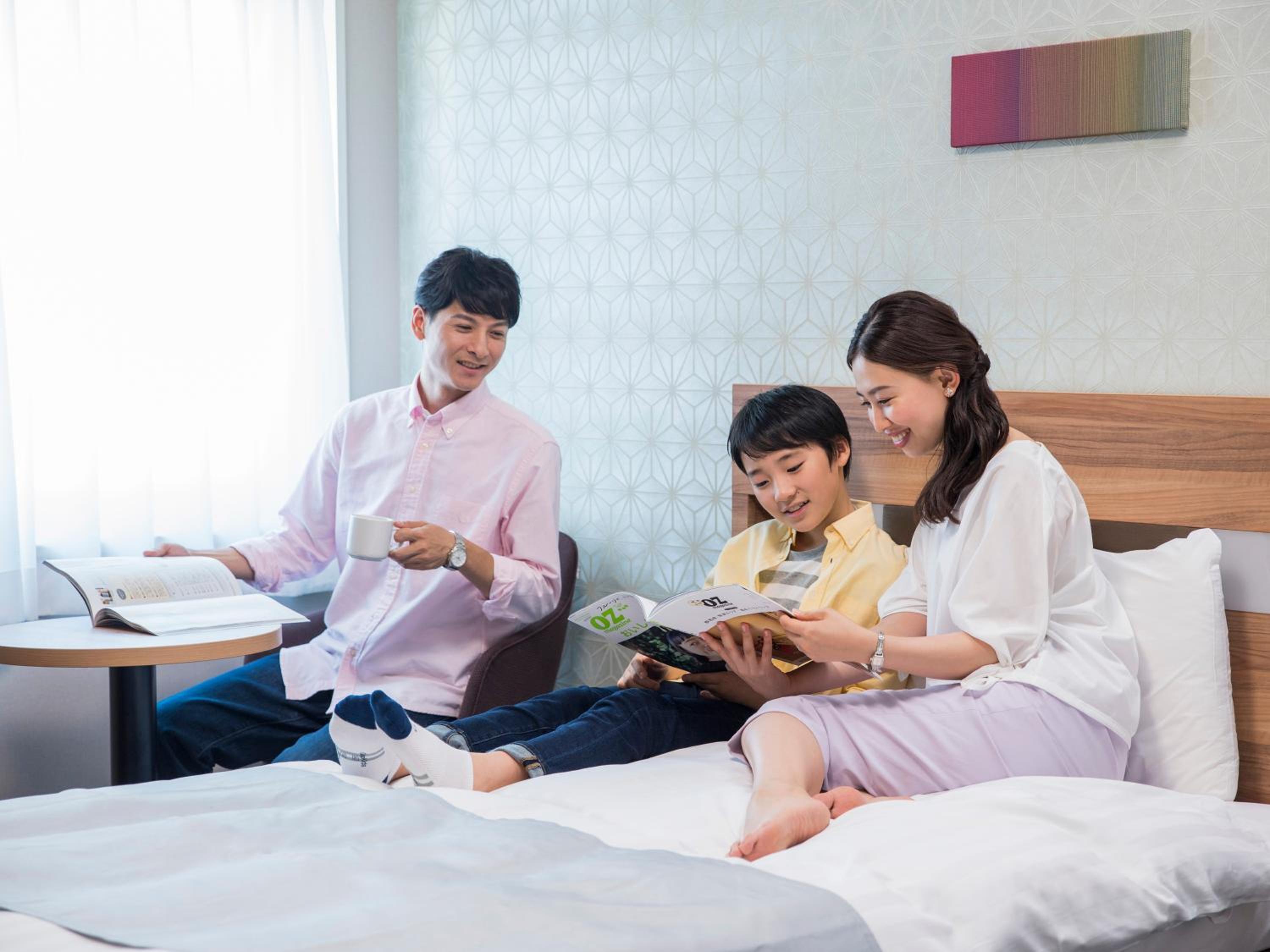Twin Room - Non-Smoking - Photo 4