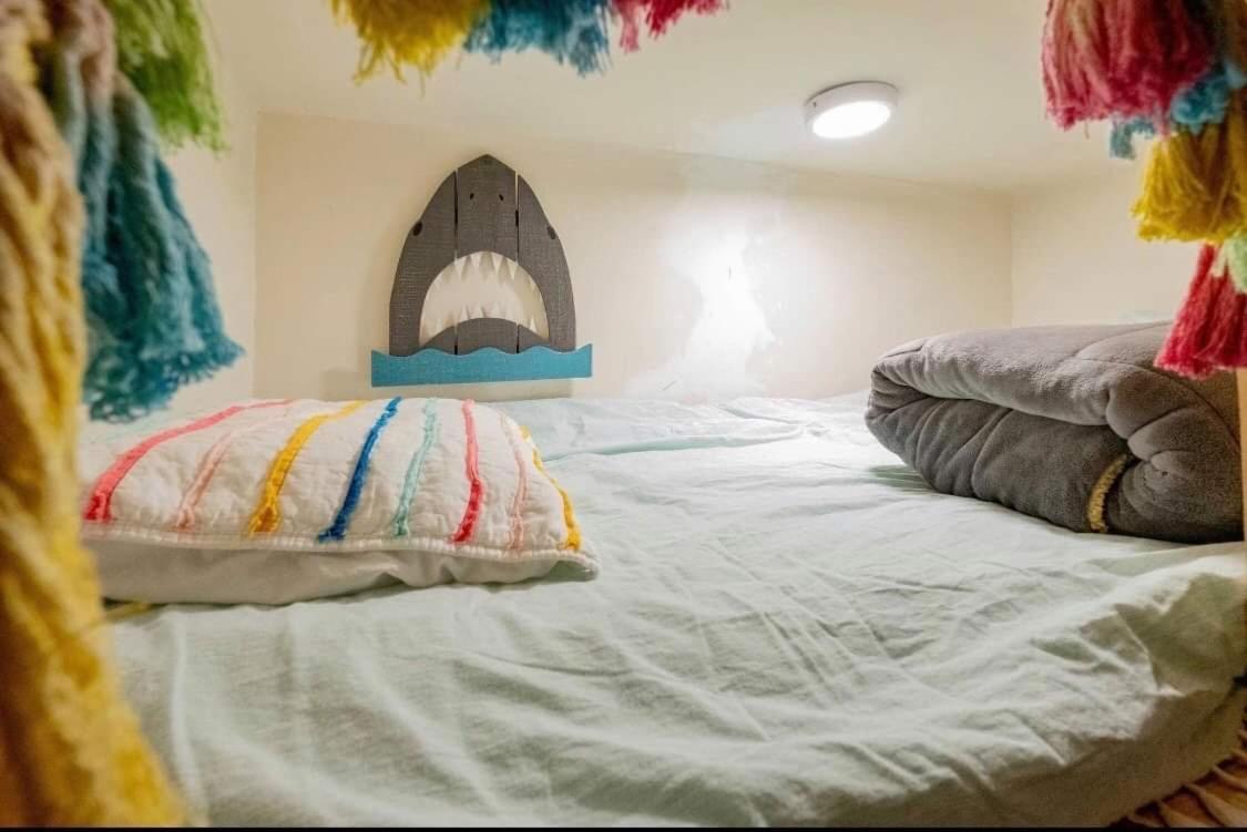 Three-Bedroom Apartment - Photo 65