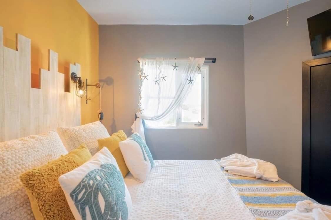 Three-Bedroom Apartment - Photo 43