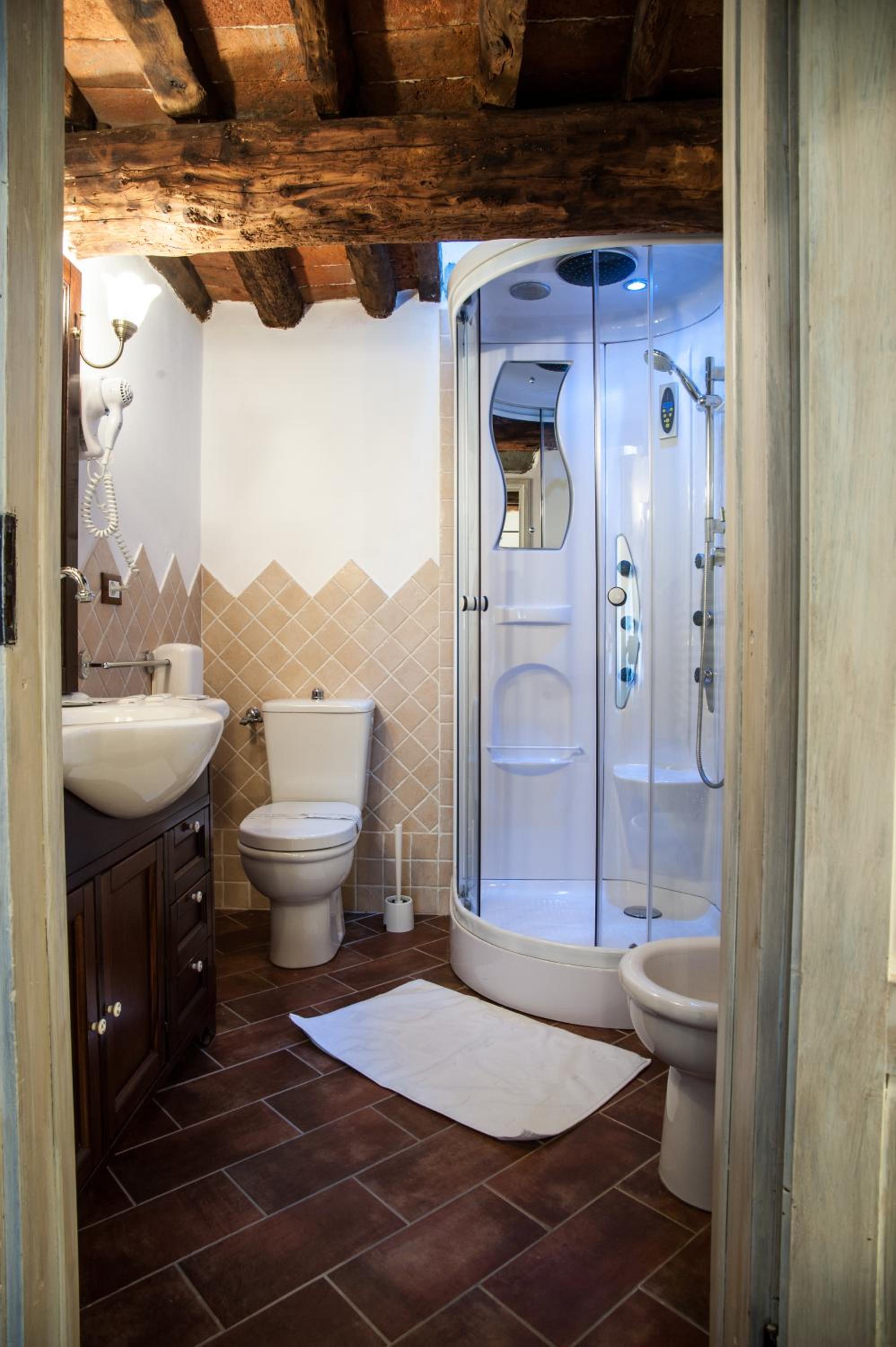 Quadruple Room - Split Level - Photo 13