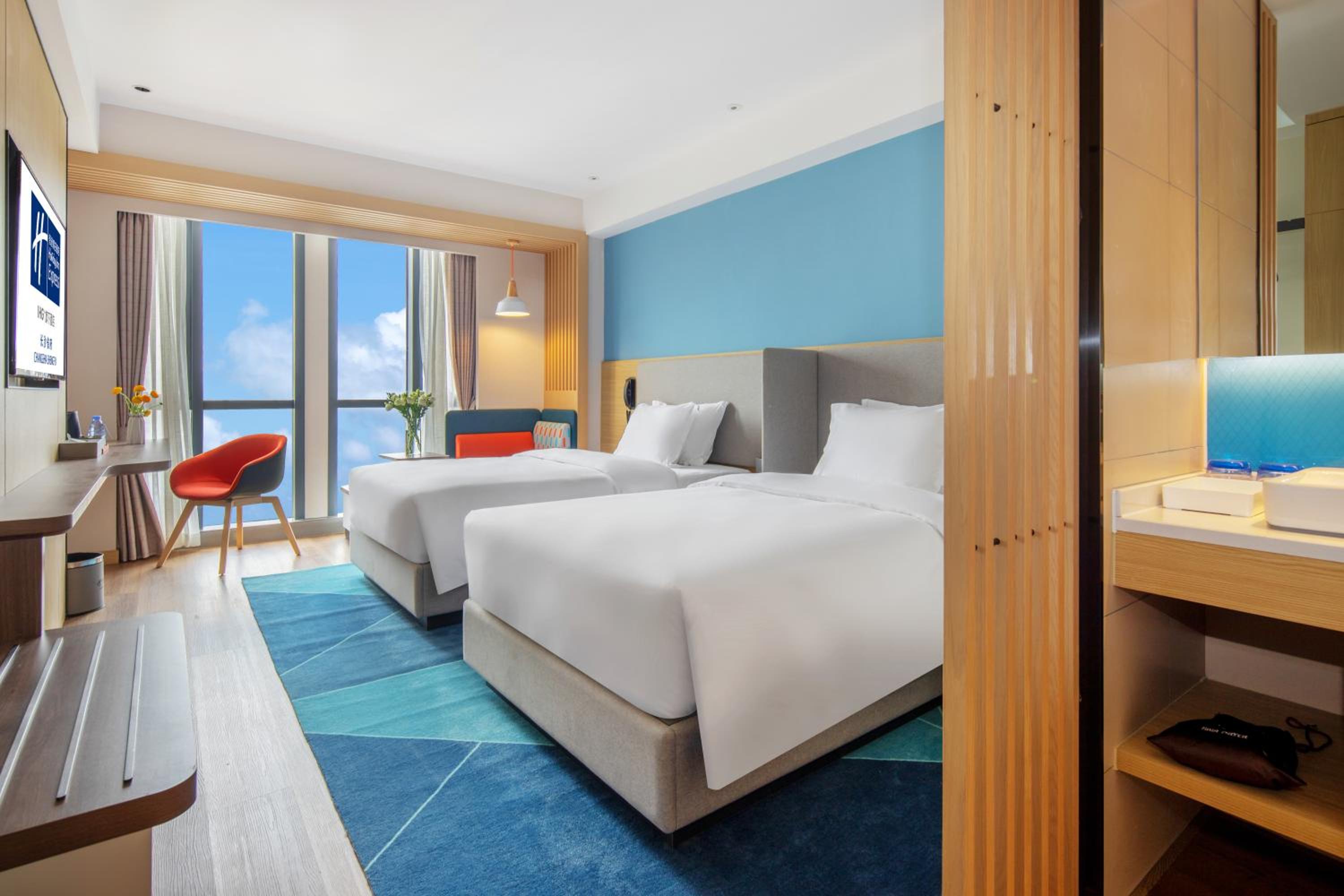 Standard Twin Room - Photo 3