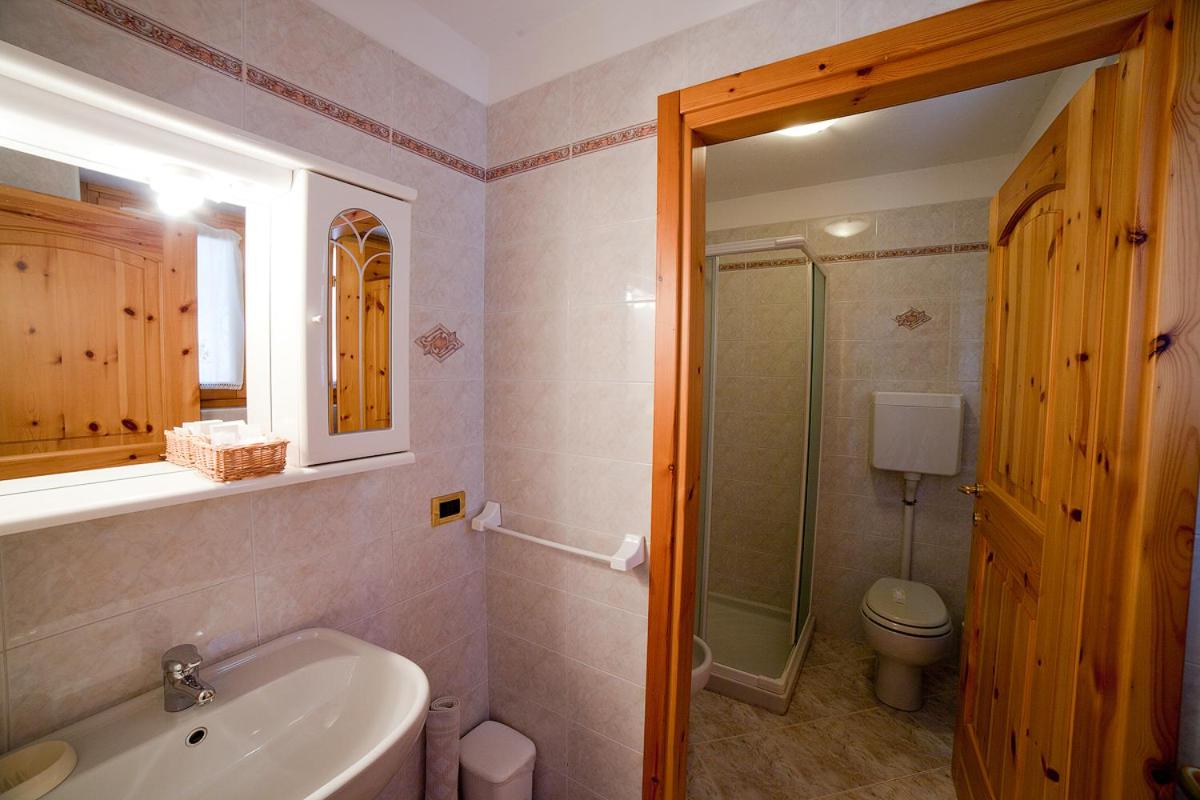 Deluxe Apartment photo 2