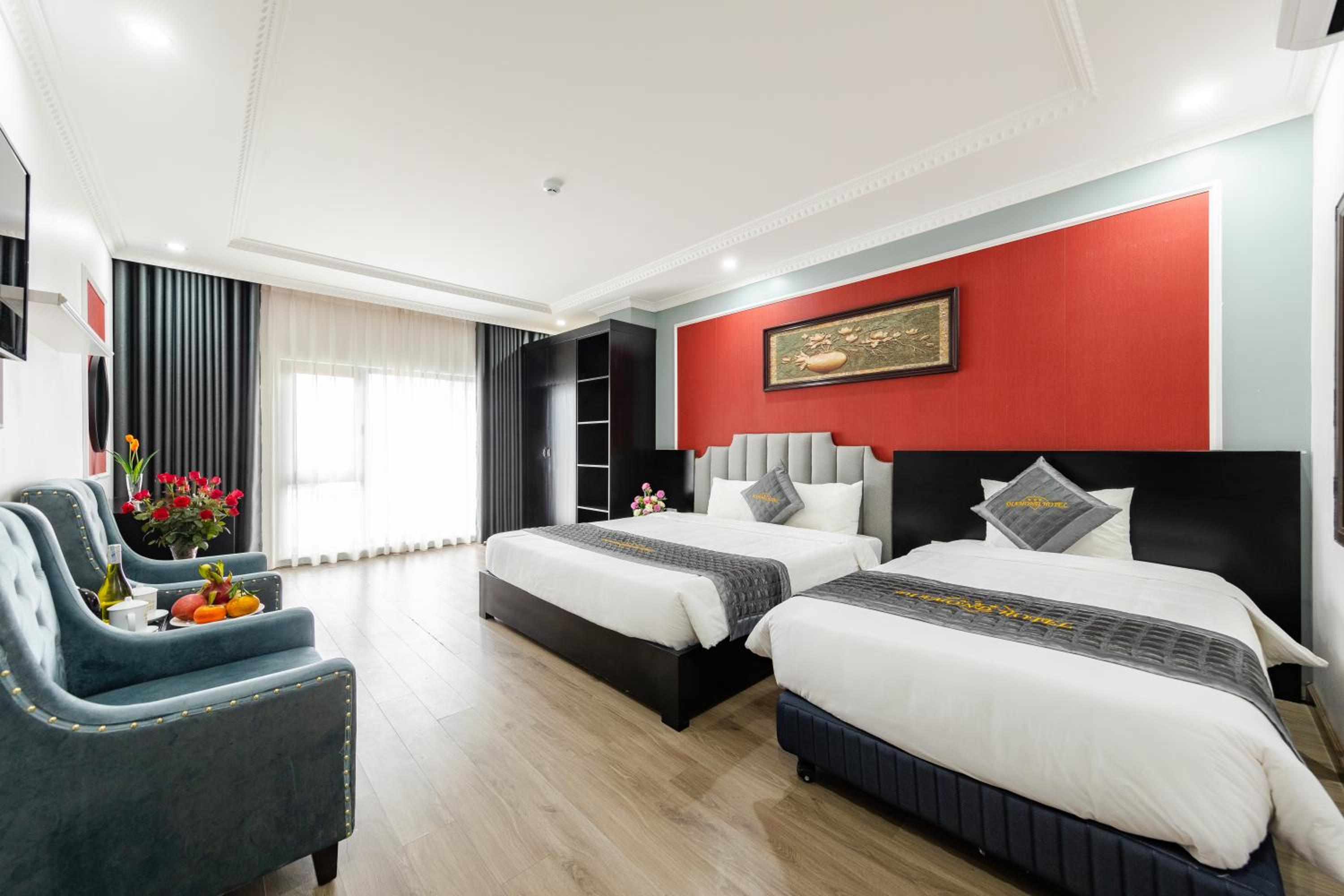 Deluxe Family Room