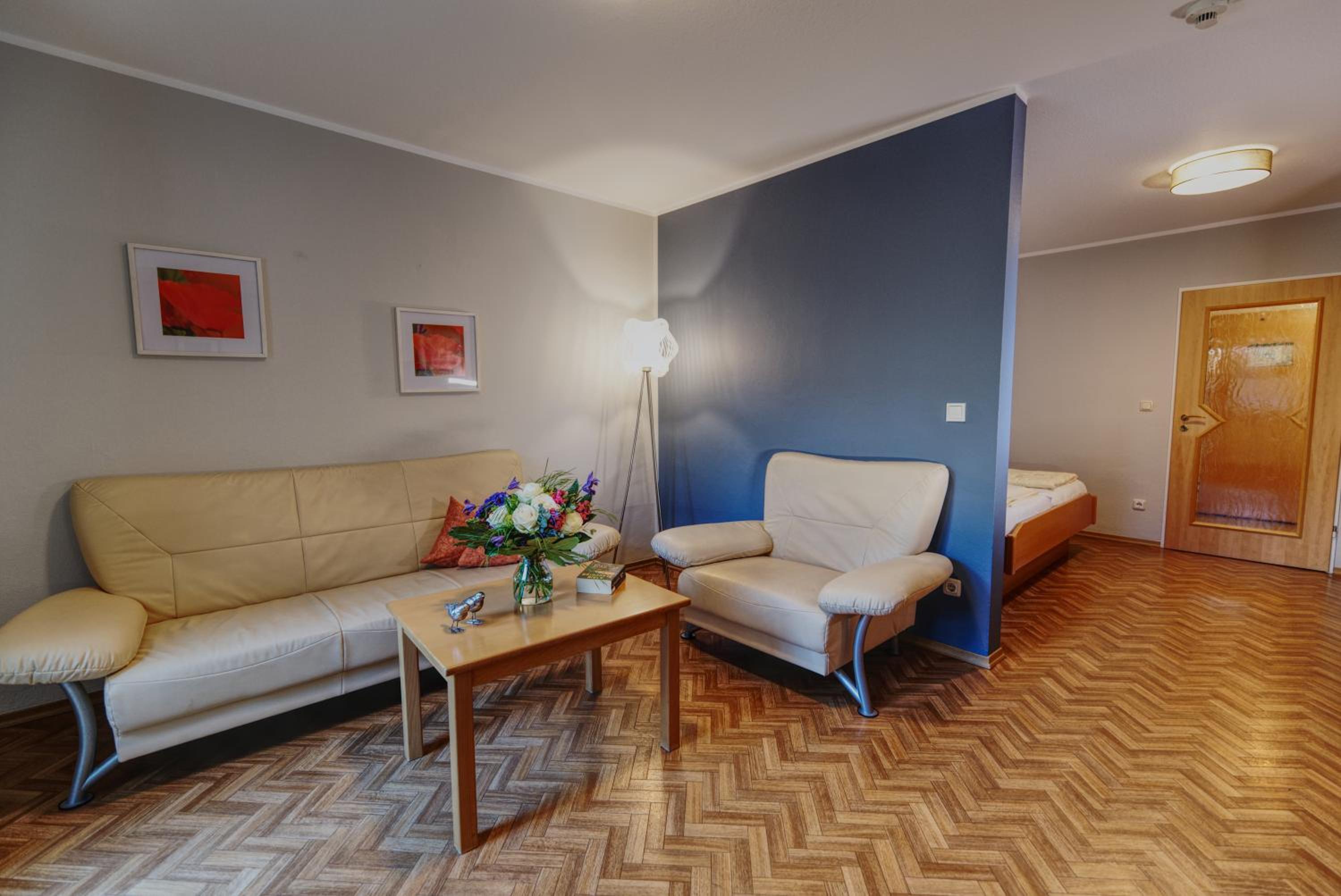 Souterrain Apartment photo 1