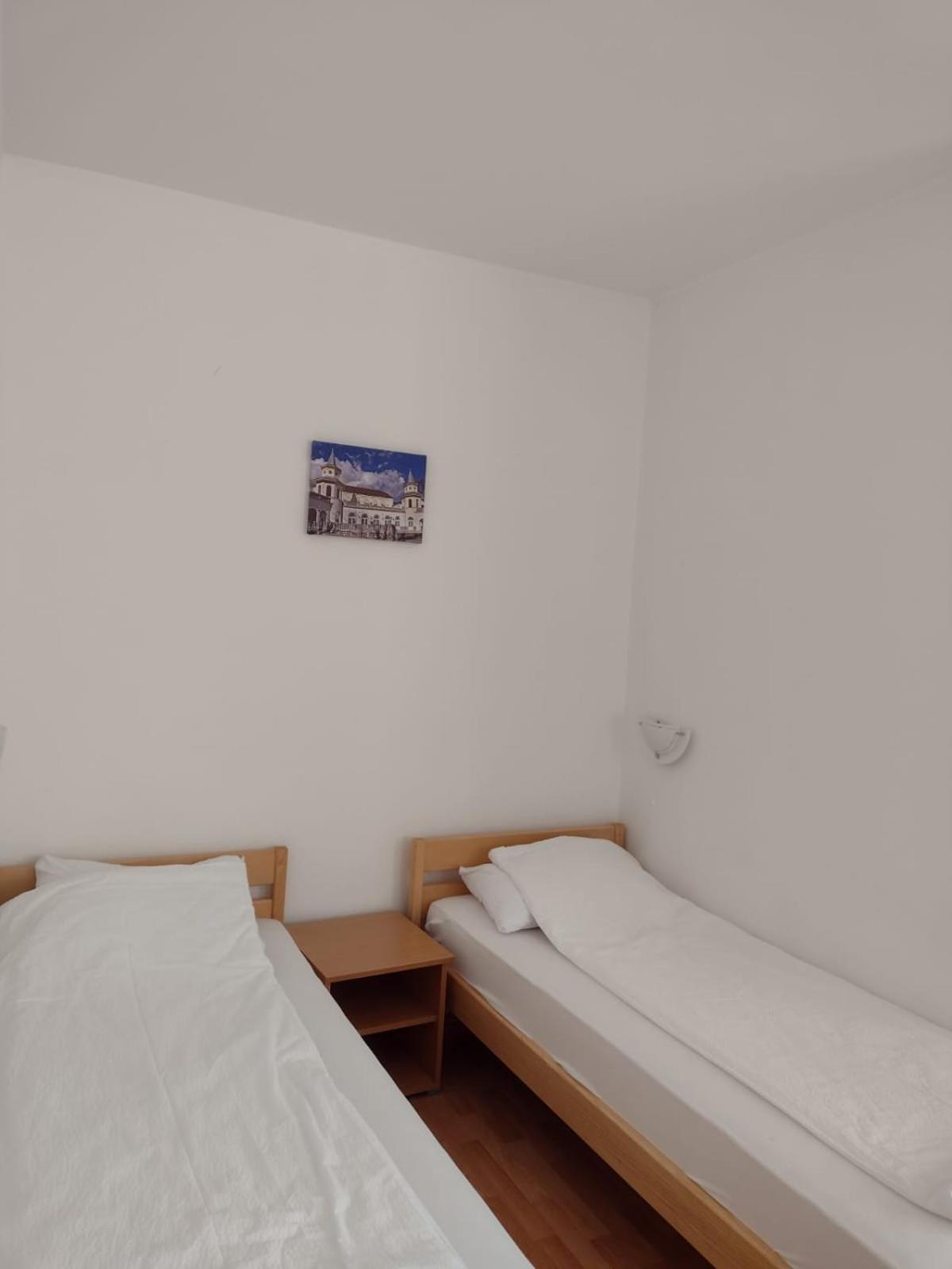 Triple Room with Bathroom photo 1
