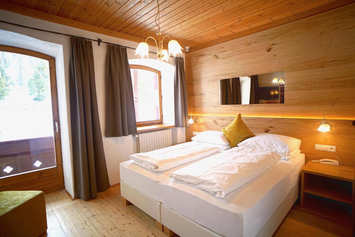 Standard Double Room - Single Use photo 3
