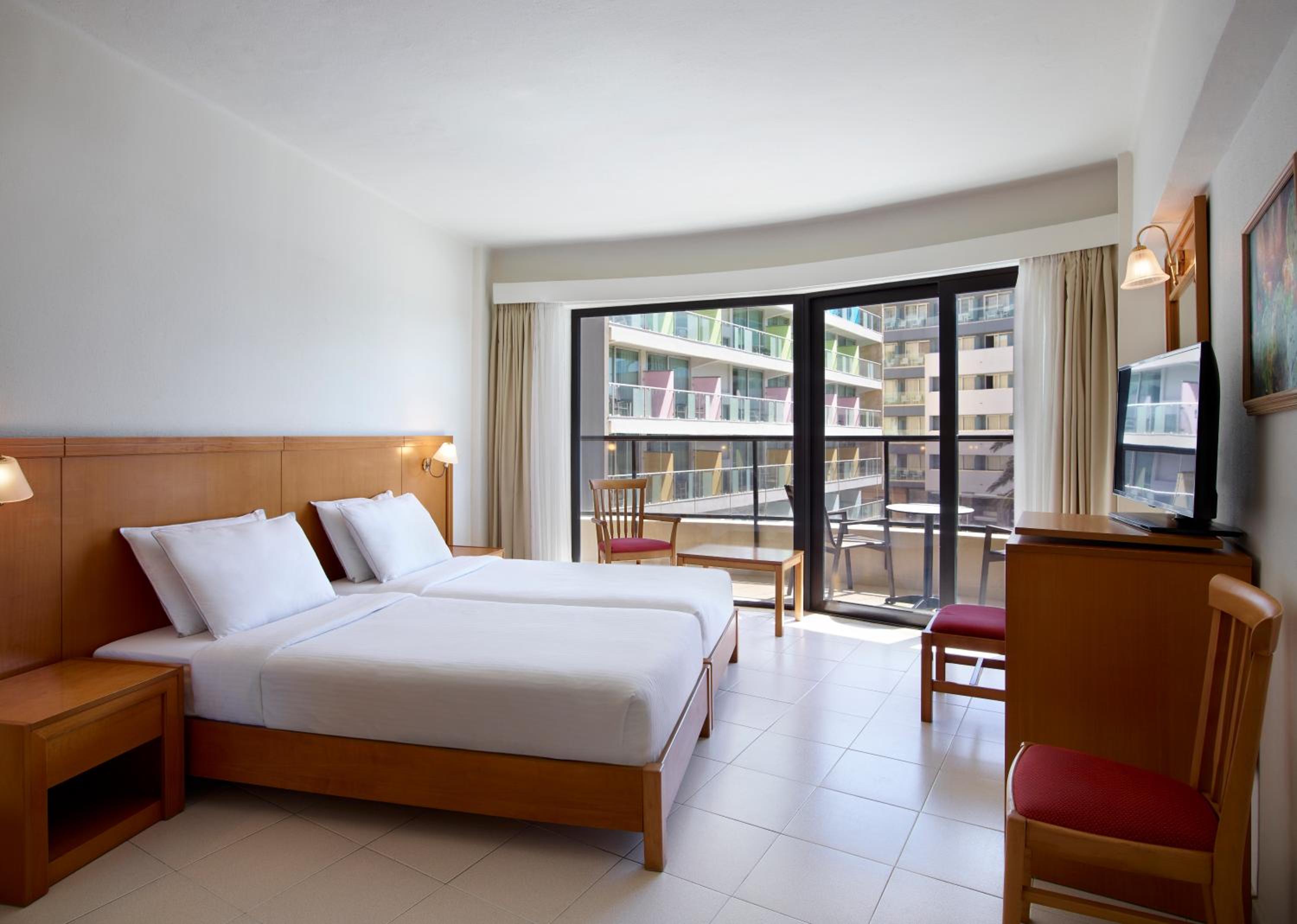 Standard Double or Twin Room - Photo 1