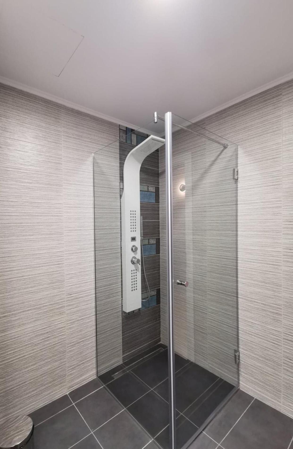 Double Room with Shower and Balcony - Photo 7